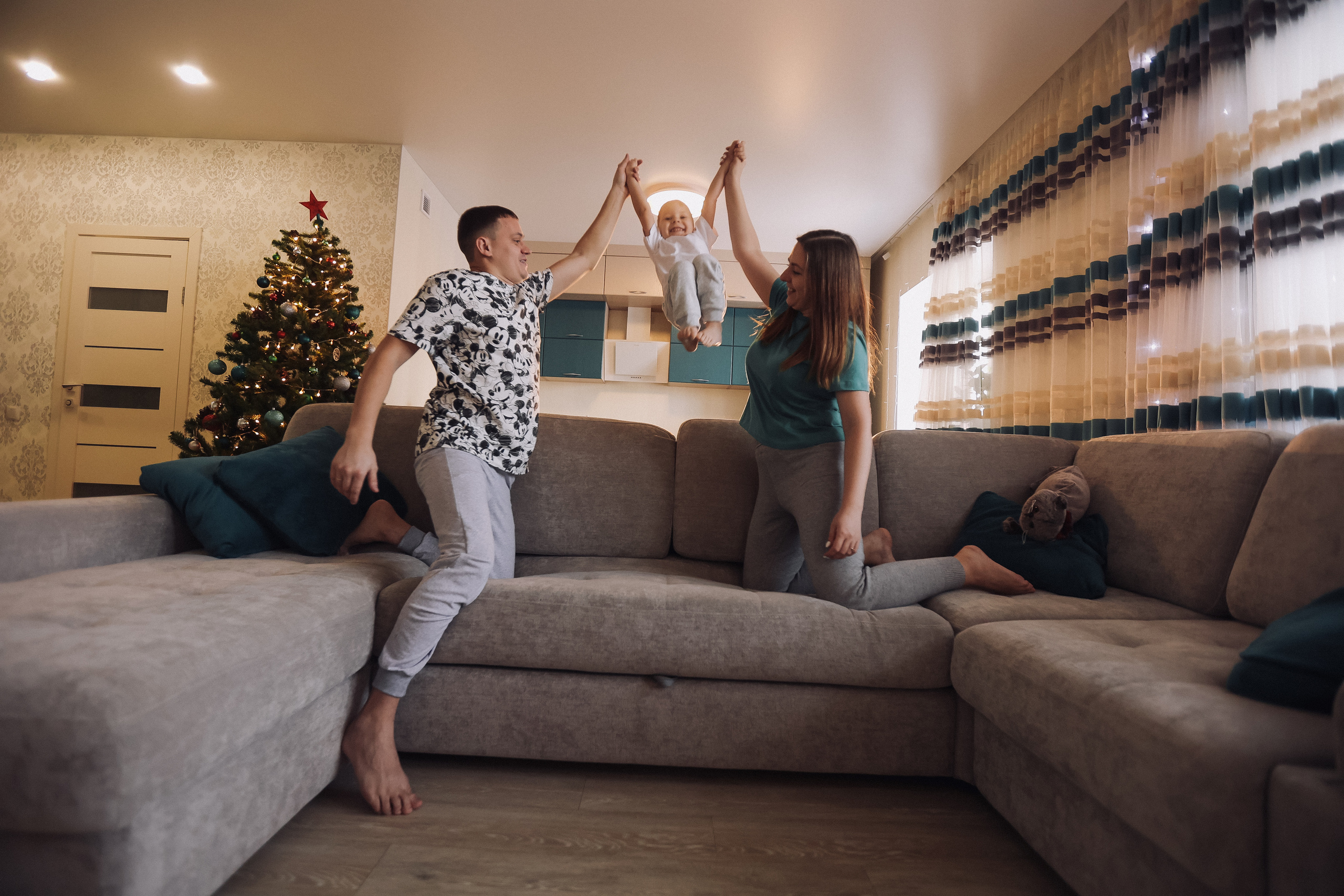 Новогодняя. Семейный фотограф Тюмень, фотограф на роды Салмина Мария