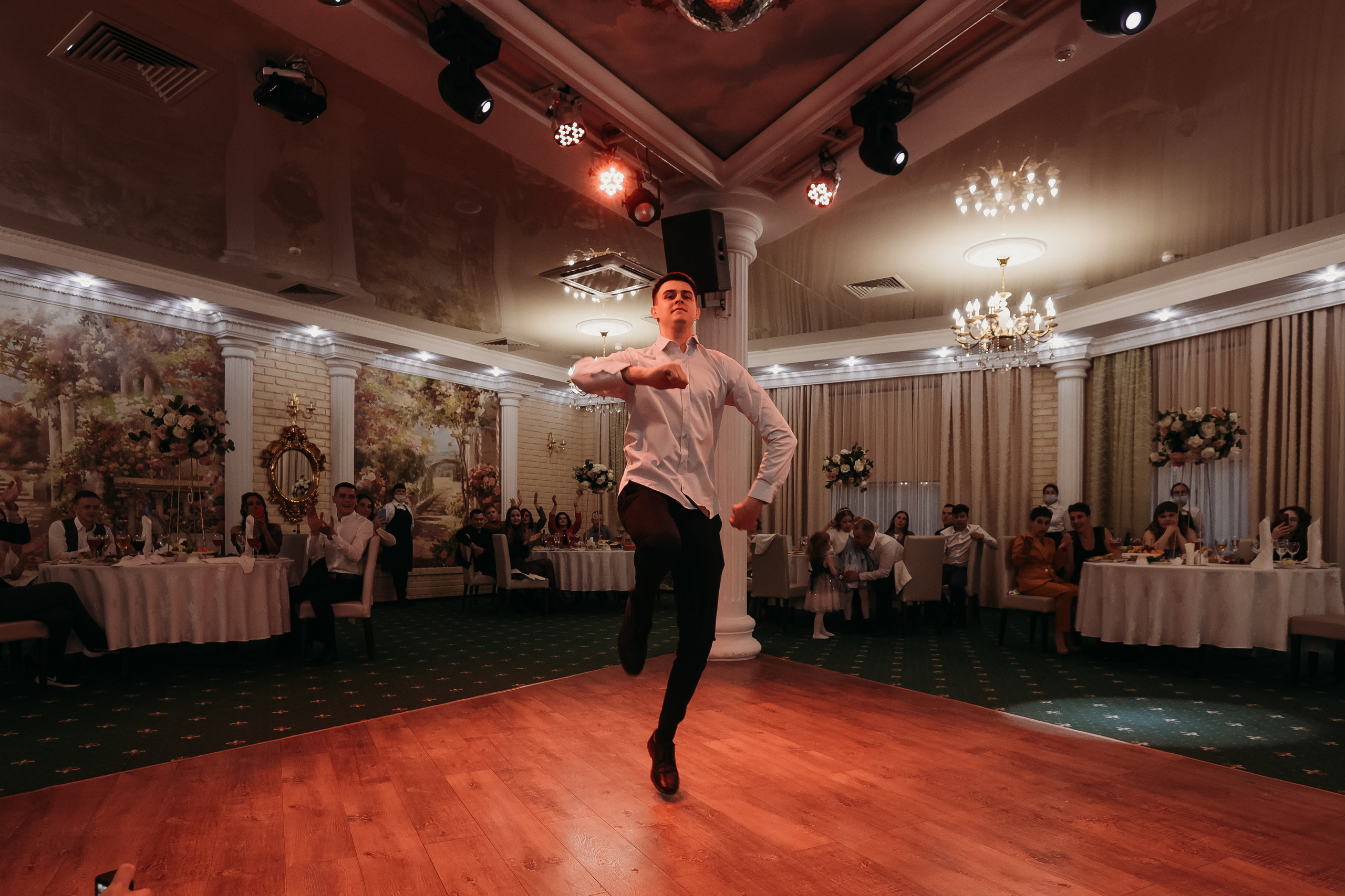 Банкет. Семейный фотограф Тюмень, фотограф на роды Салмина Мария