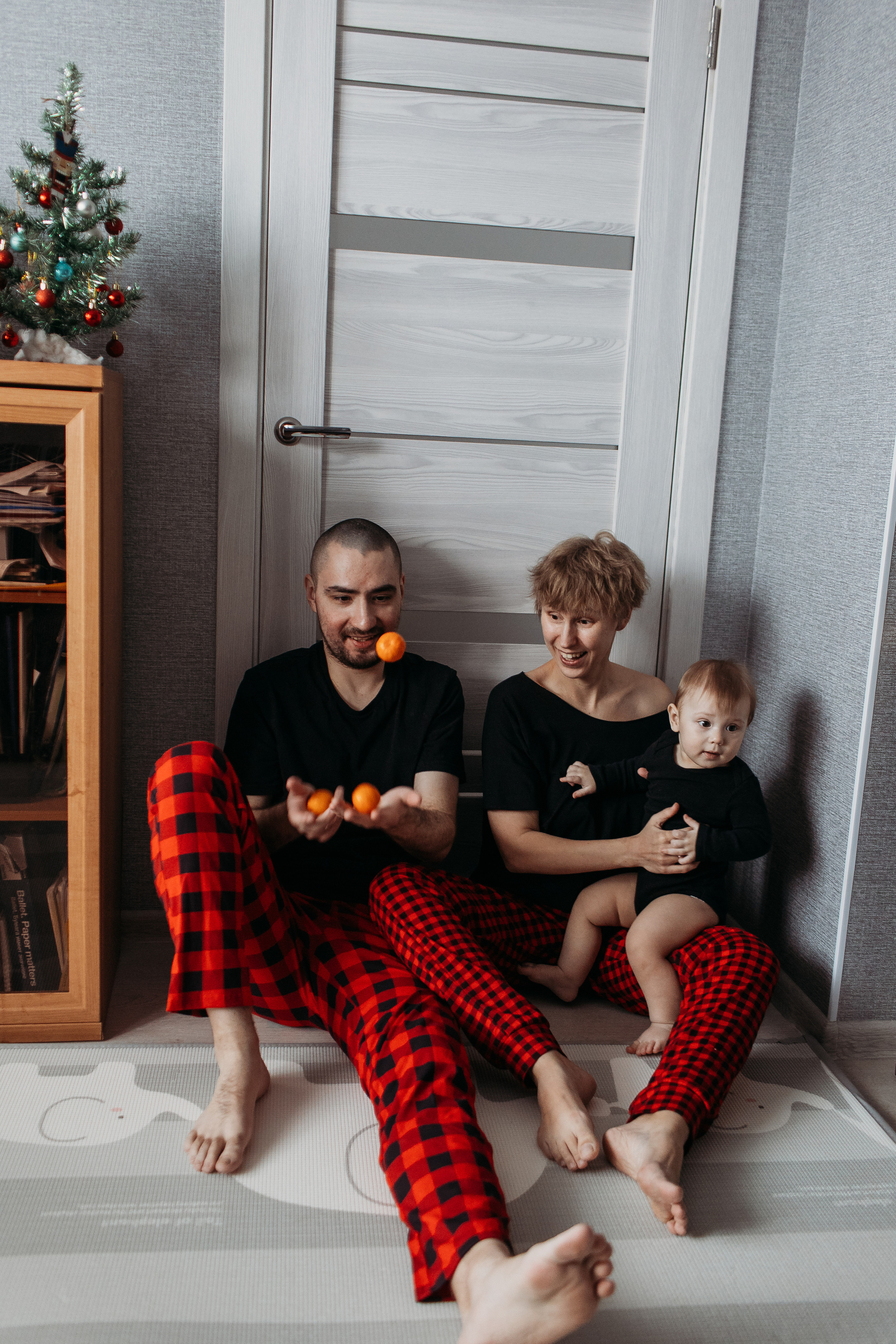 Новый год. Семейный фотограф Тюмень, фотограф на роды Салмина Мария