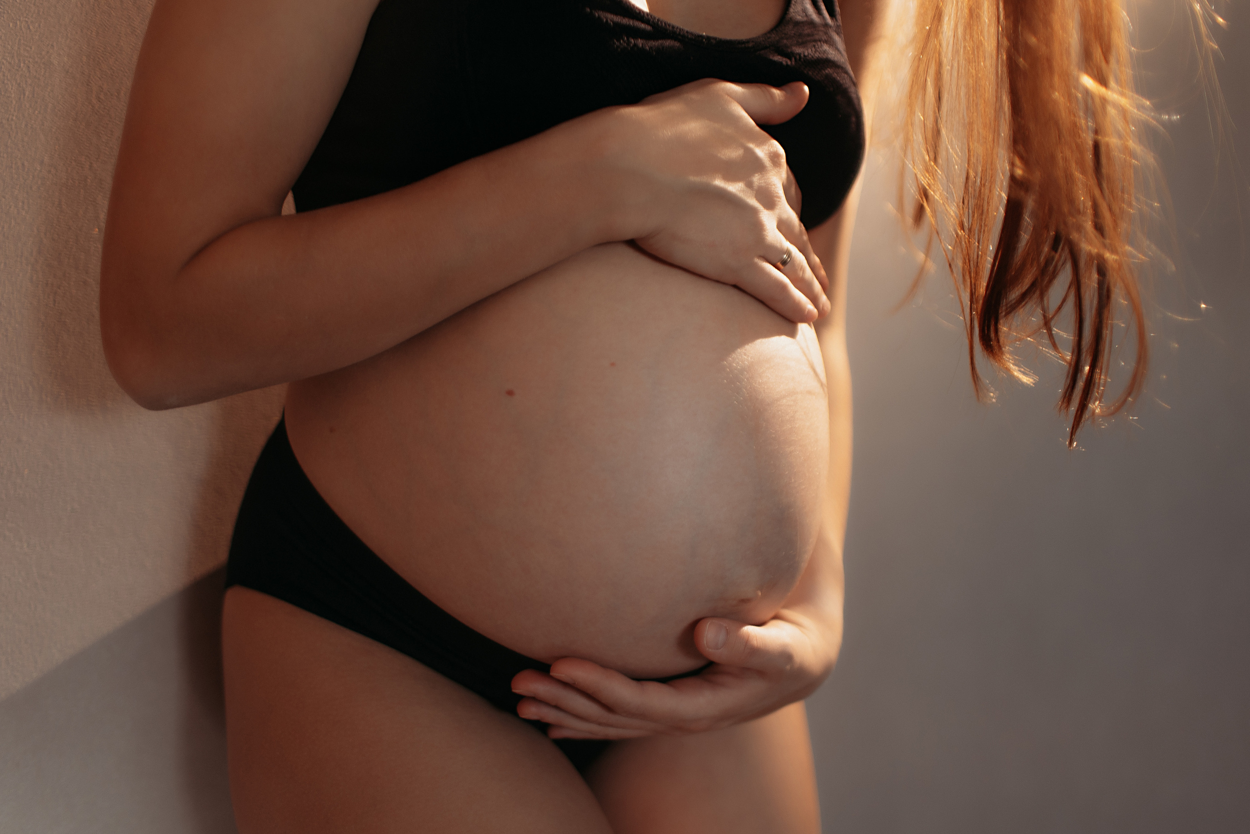 Беременность. Семейный фотограф Тюмень, фотограф на роды Салмина Мария