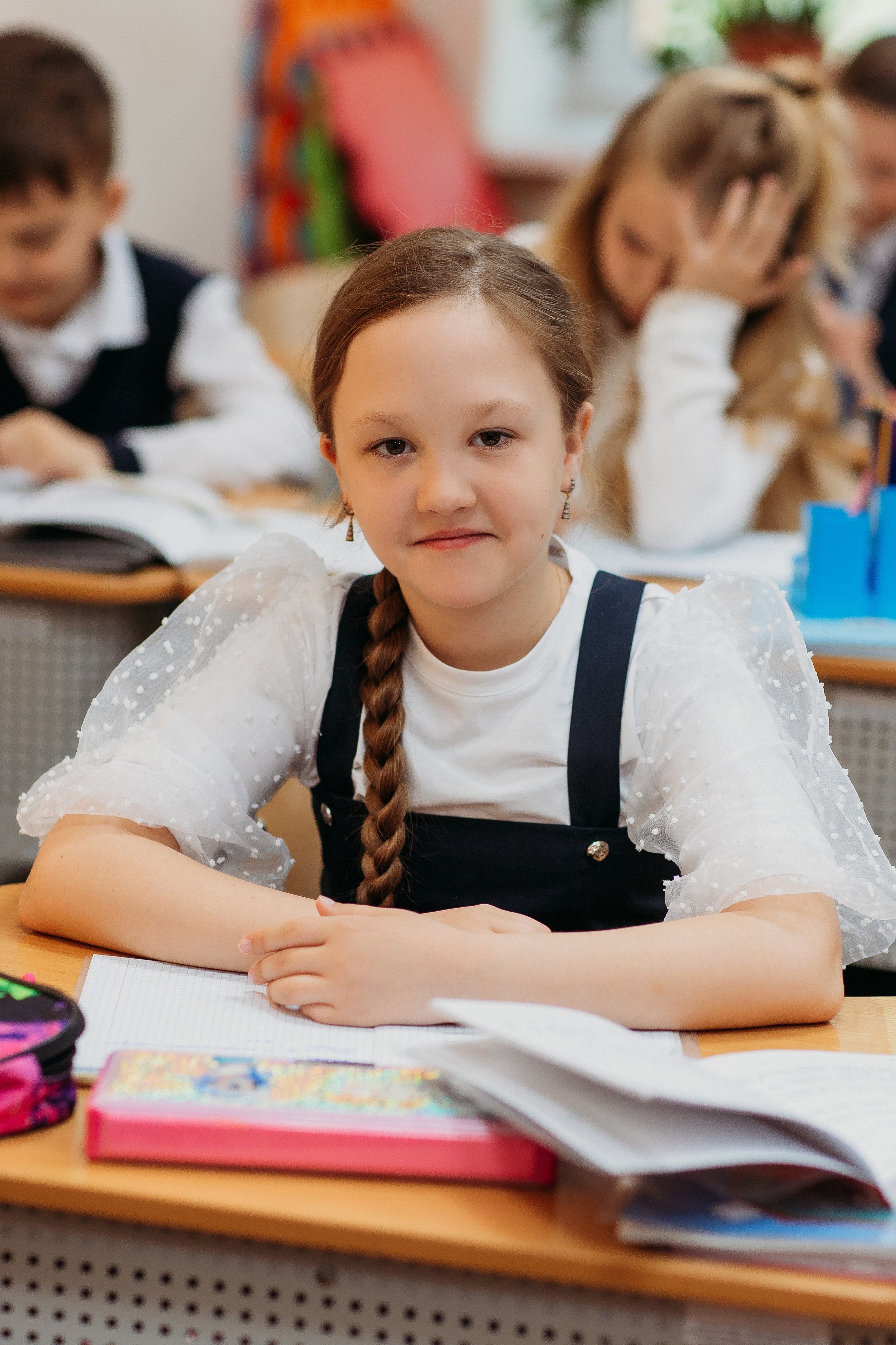 Школа 2 класс. Семейный фотограф Тюмень, фотограф на роды Салмина Мария