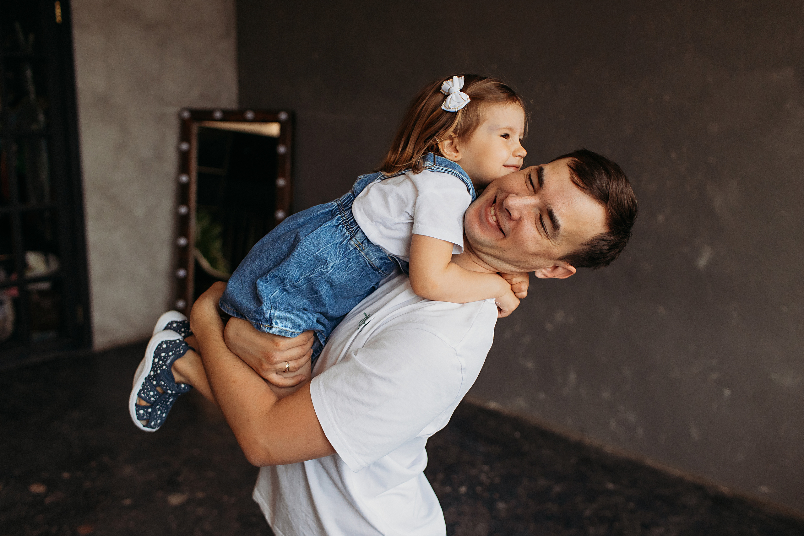 Лофт пространство Наше место. Семейный фотограф Тюмень, фотограф на роды Салмина Мария