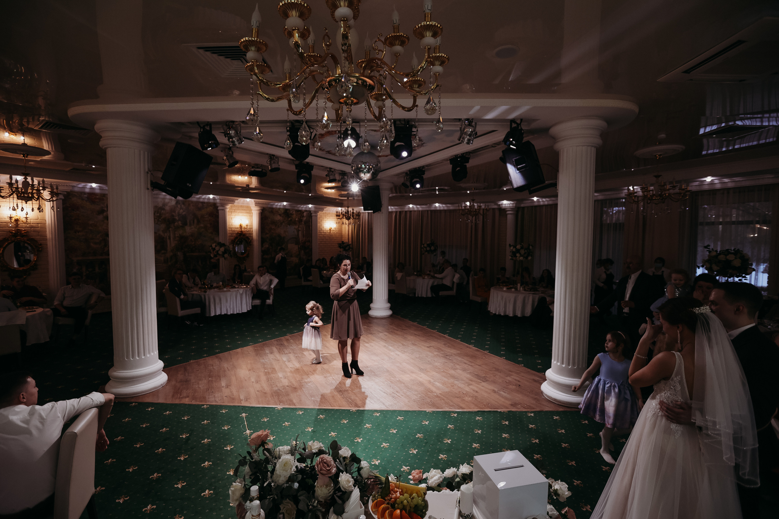 Банкет. Семейный фотограф Тюмень, фотограф на роды Салмина Мария