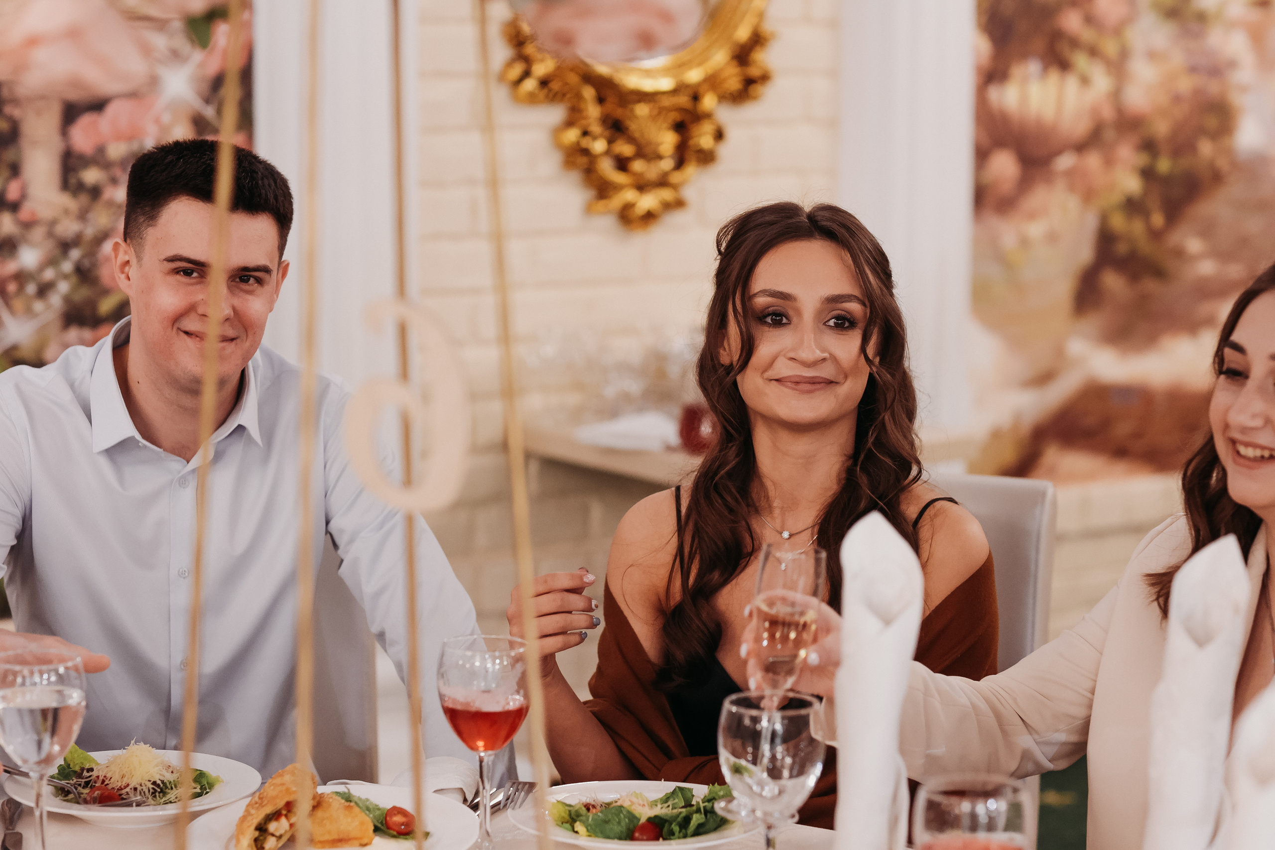 Банкет. Семейный фотограф Тюмень, фотограф на роды Салмина Мария