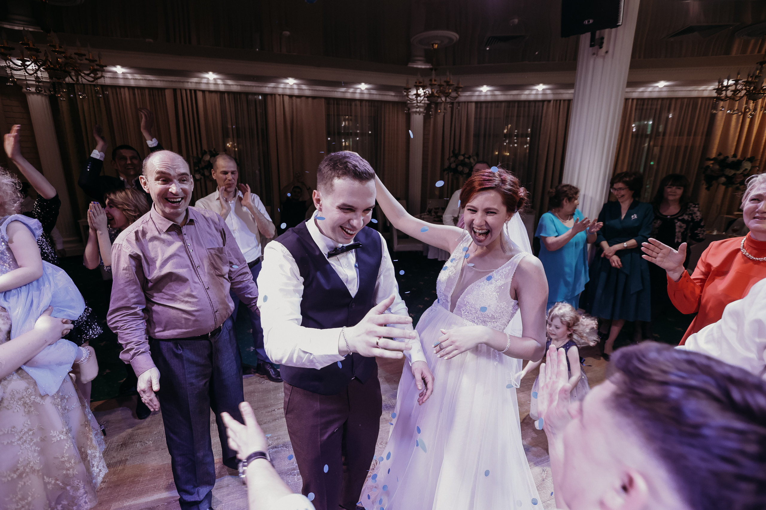 Банкет. Семейный фотограф Тюмень, фотограф на роды Салмина Мария