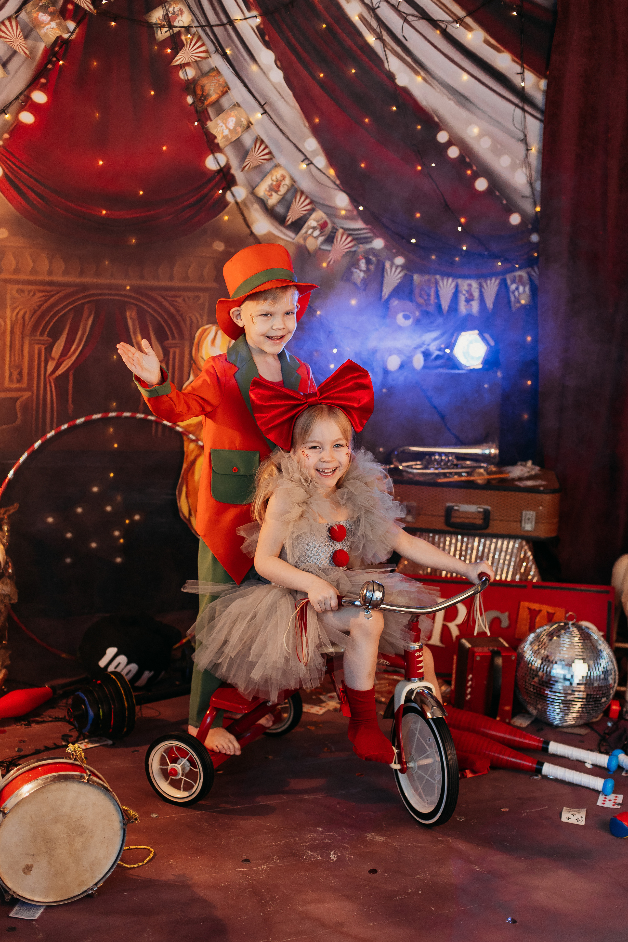 Цирк. Семейный фотограф Тюмень, фотограф на роды Салмина Мария