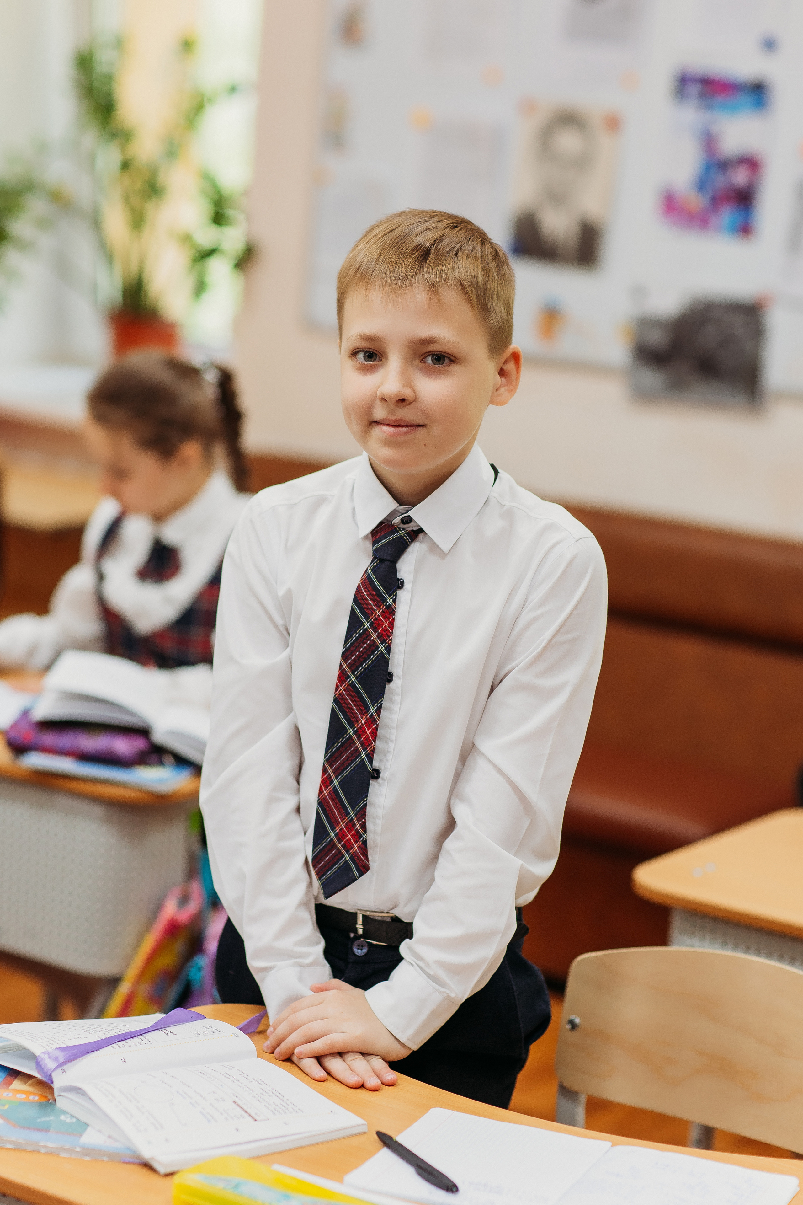 Школа 2 класс. Семейный фотограф Тюмень, фотограф на роды Салмина Мария