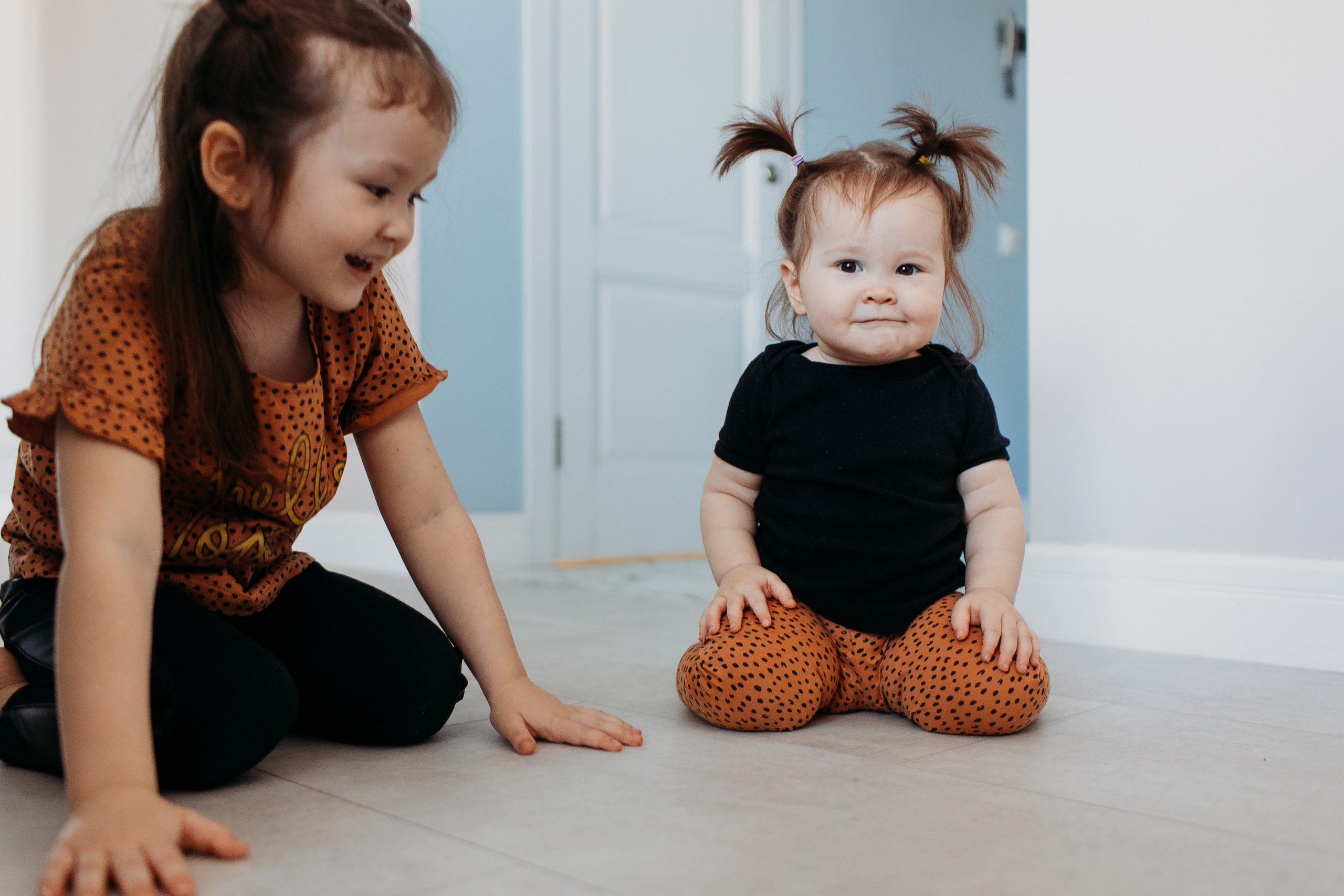 1 годик. Семейный фотограф Тюмень, фотограф на роды Салмина Мария