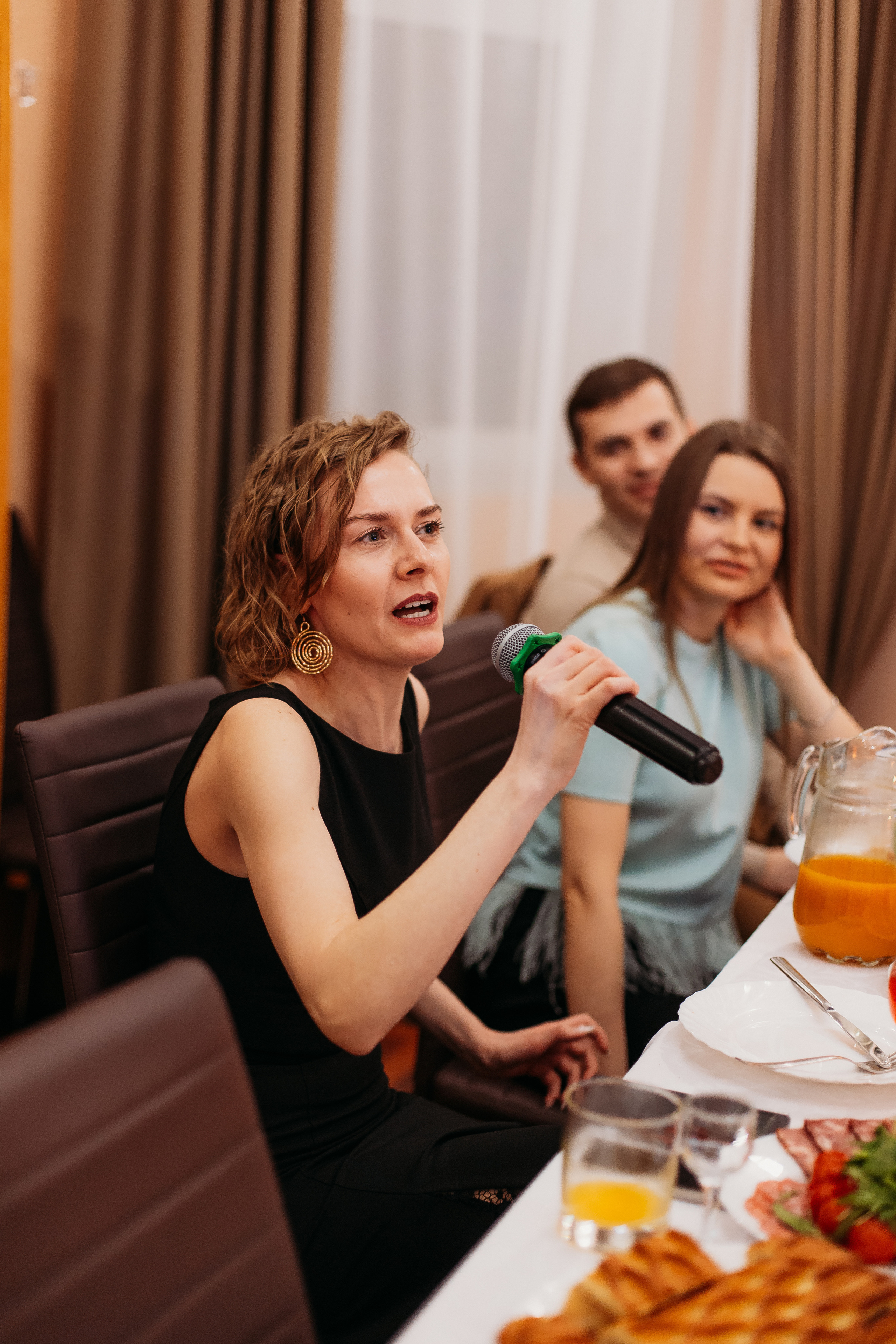 Банкет. Семейный фотограф Тюмень, фотограф на роды Салмина Мария