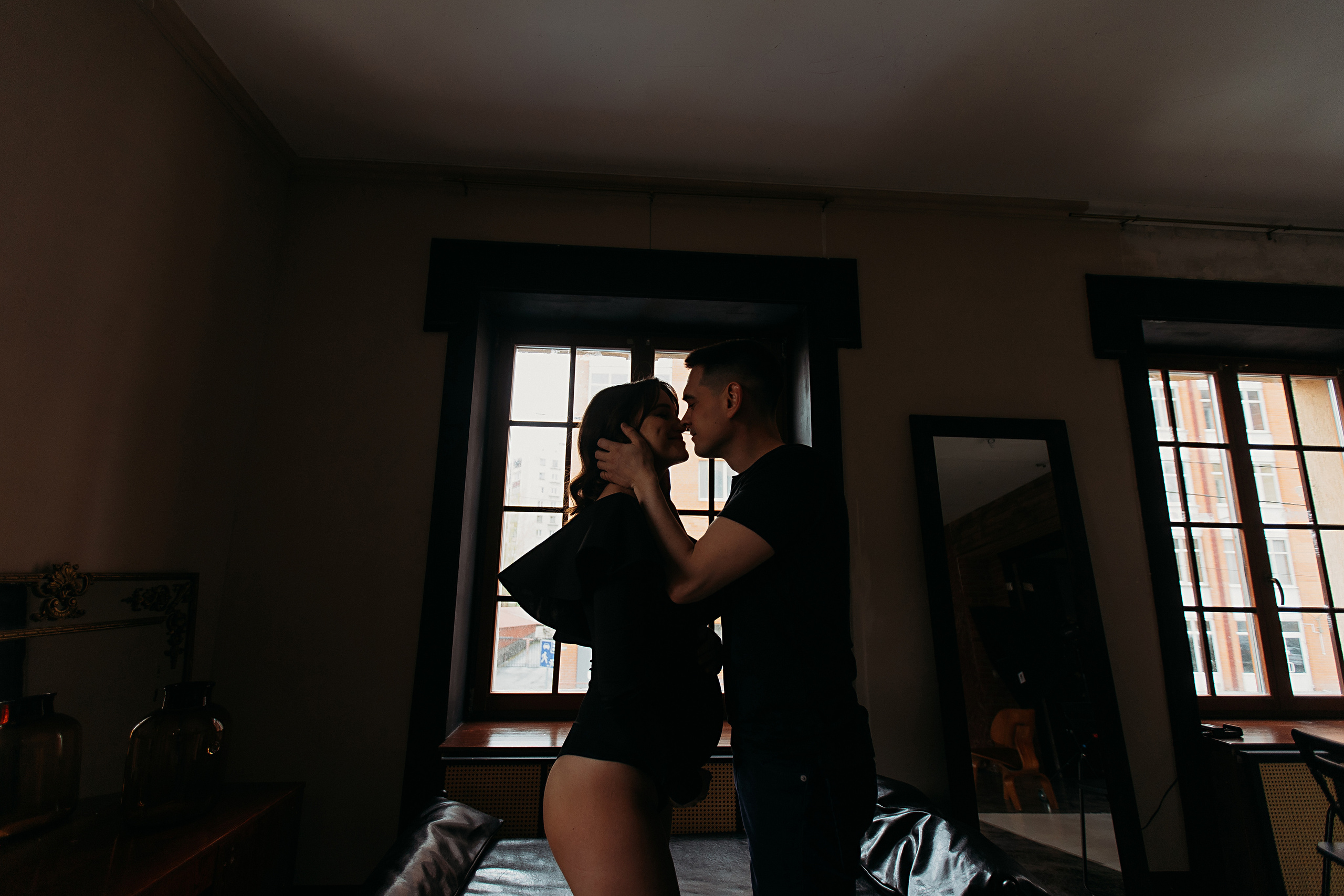 Фататум, малый зал. Семейный фотограф Тюмень, фотограф на роды Салмина Мария