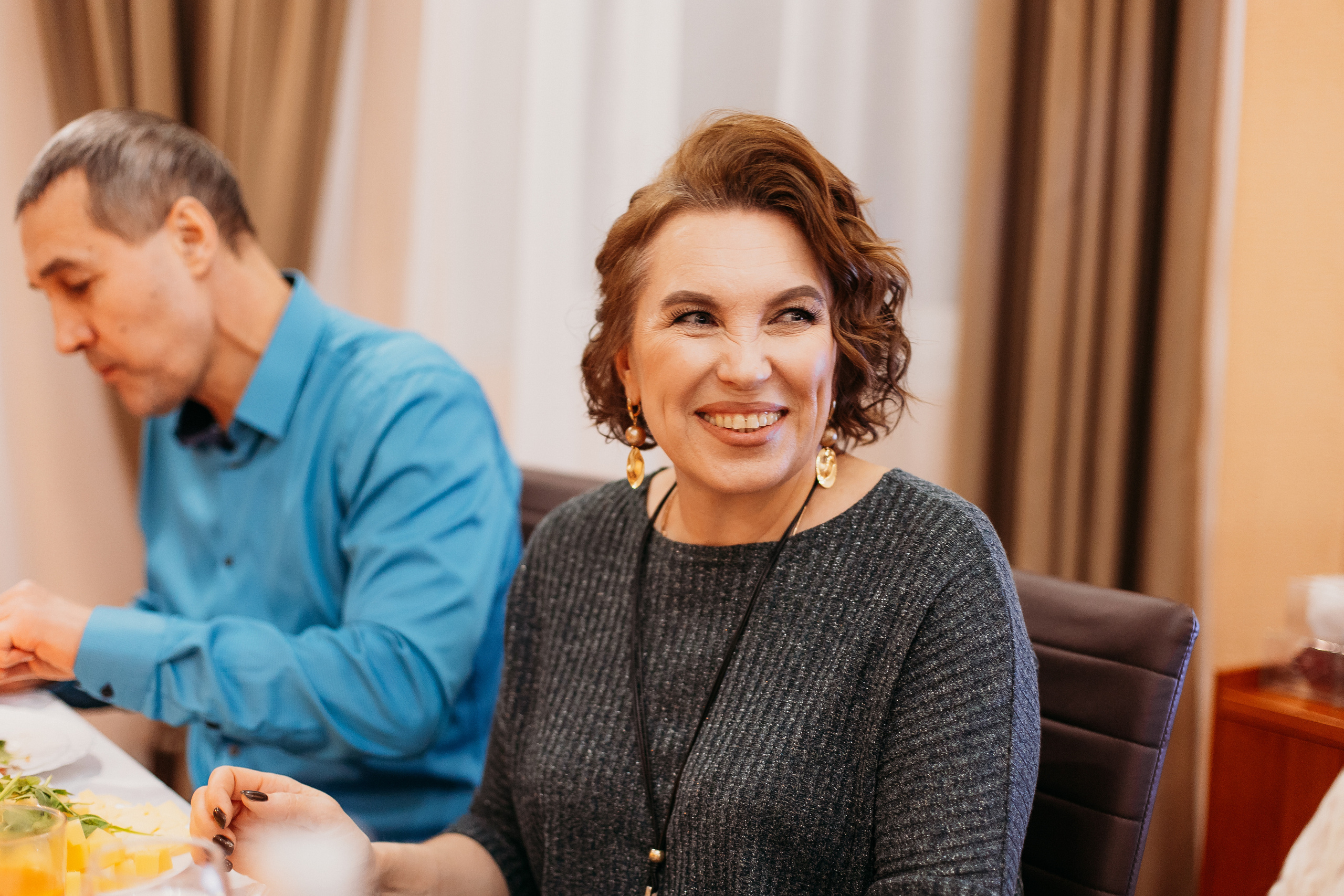Банкет. Семейный фотограф Тюмень, фотограф на роды Салмина Мария