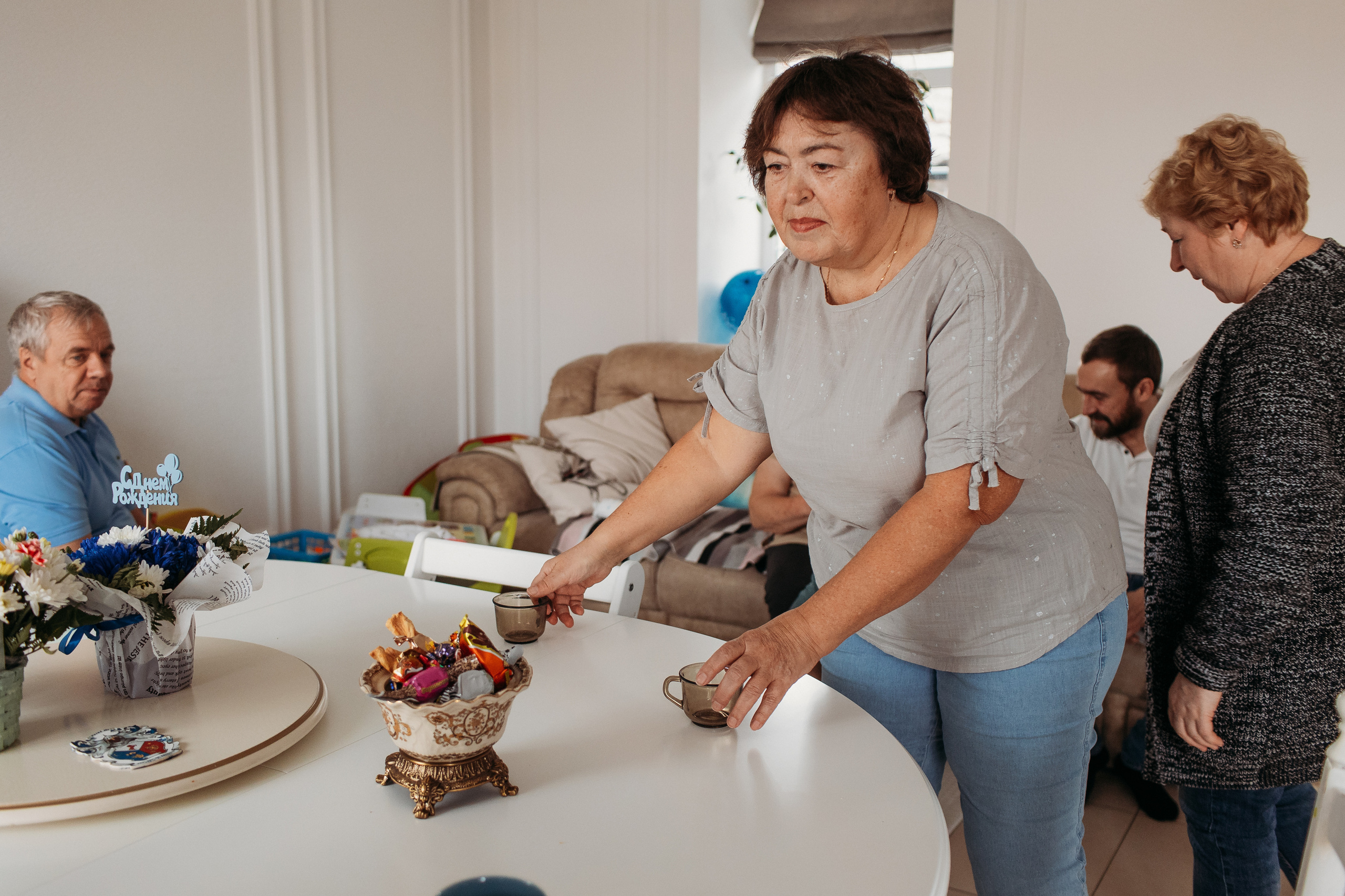 Большая семья. Семейный фотограф Тюмень, фотограф на роды Салмина Мария