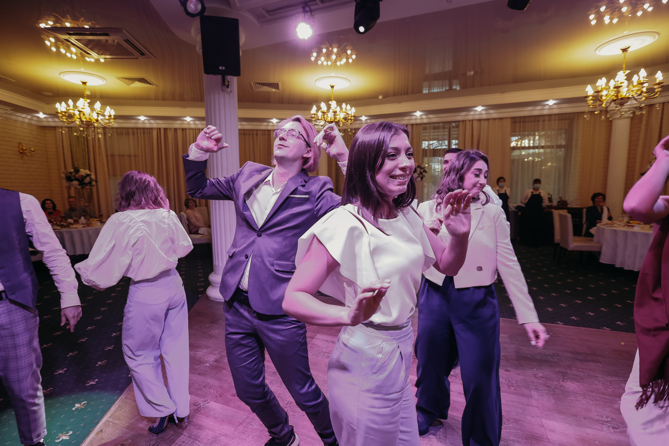 Банкет. Семейный фотограф Тюмень, фотограф на роды Салмина Мария