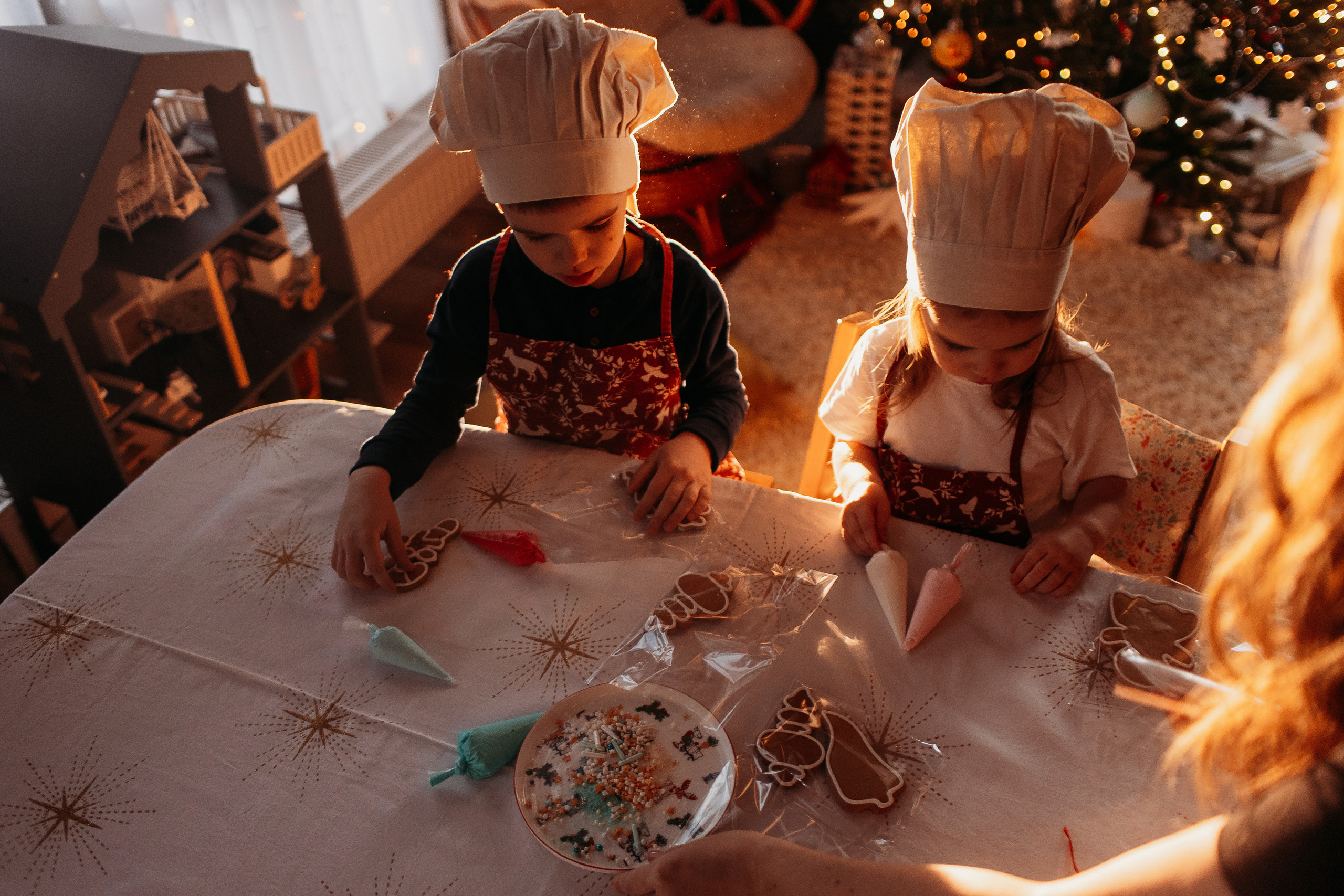 Тёплый новый год. Семейный фотограф Тюмень, фотограф на роды Салмина Мария