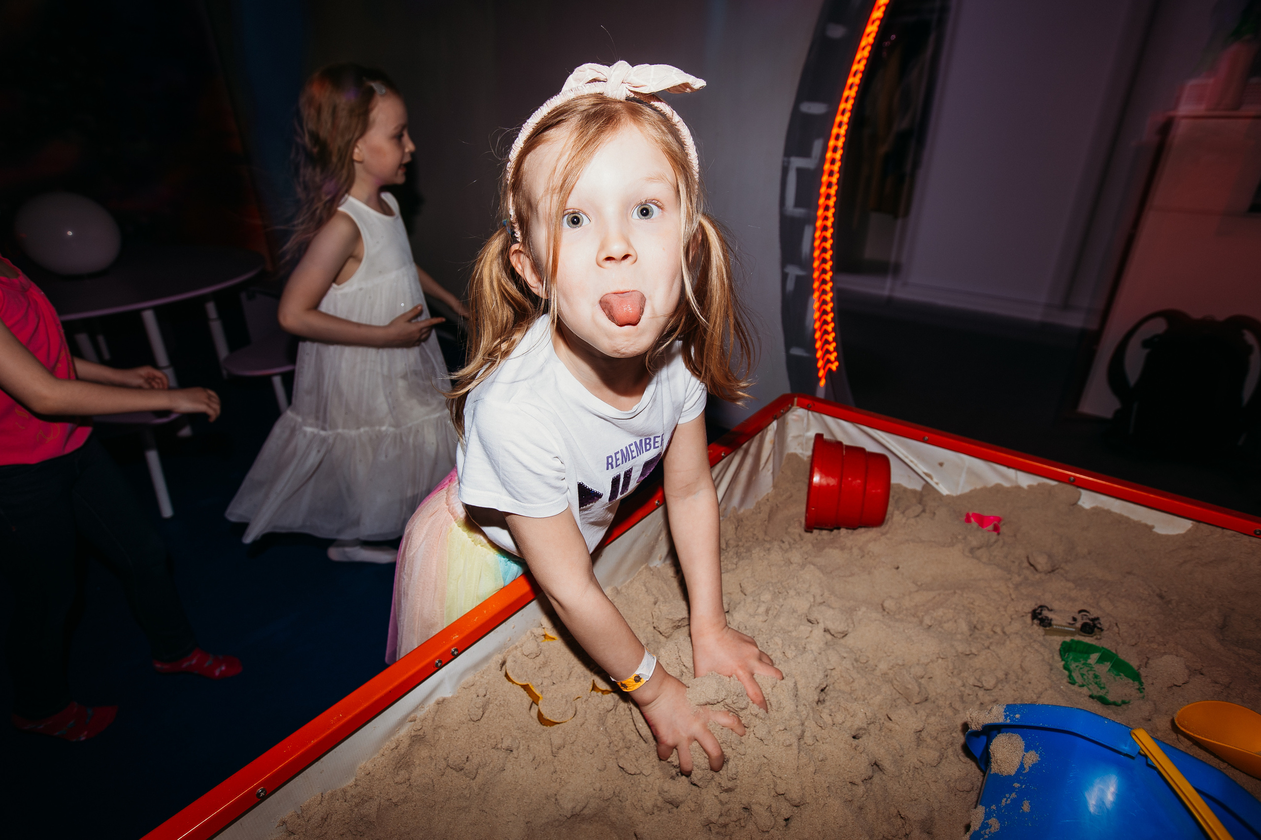 5 лет, день рождения в НЕО. Семейный фотограф Тюмень, фотограф на роды Салмина Мария