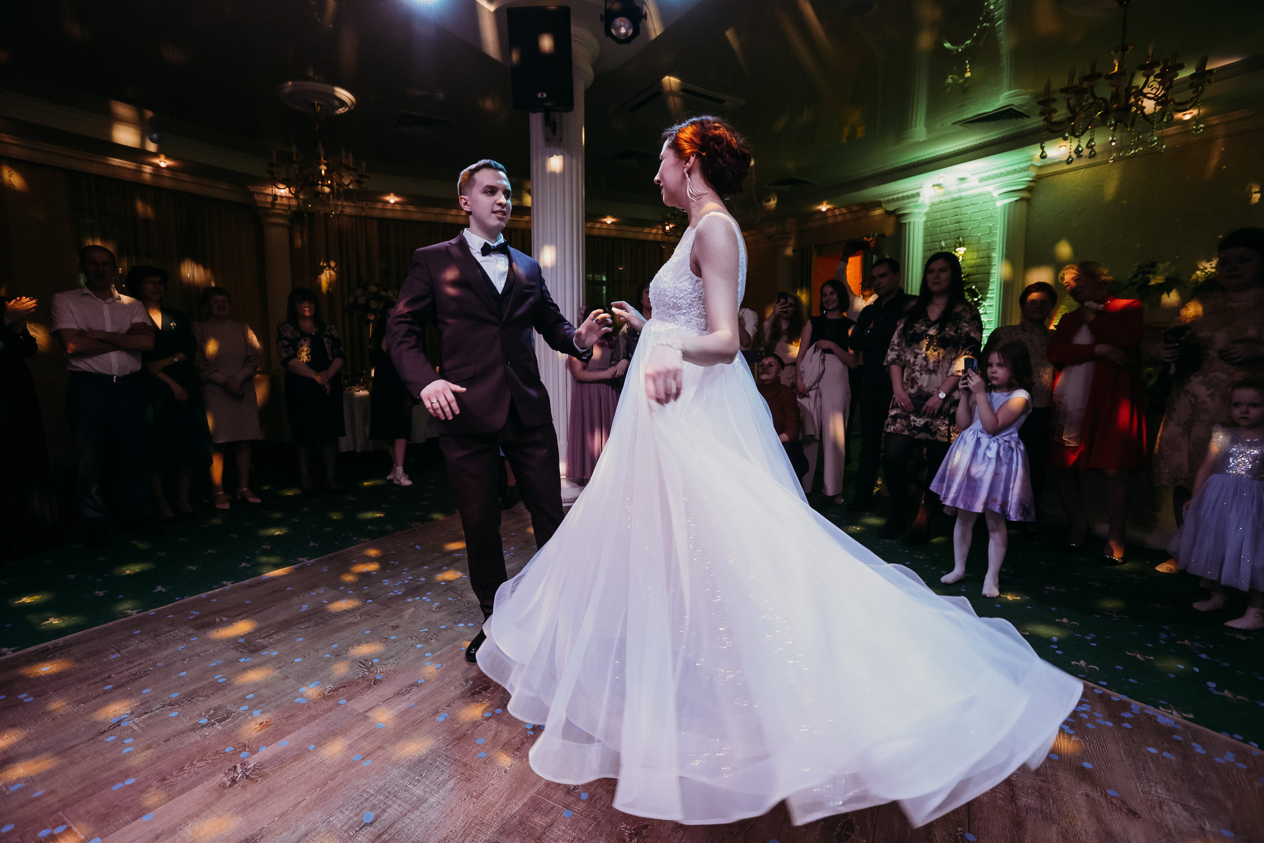 Банкет. Семейный фотограф Тюмень, фотограф на роды Салмина Мария