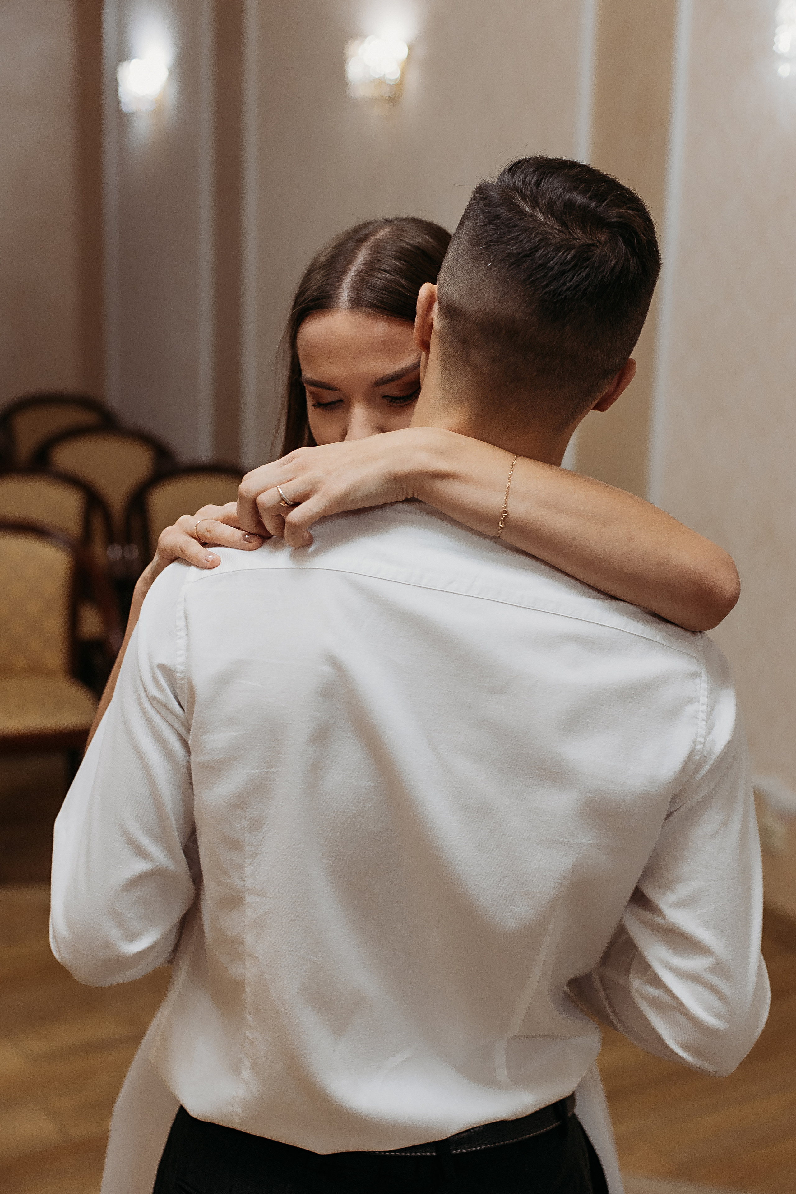 ЗАГС на Кирова. Семейный фотограф Тюмень, фотограф на роды Салмина Мария