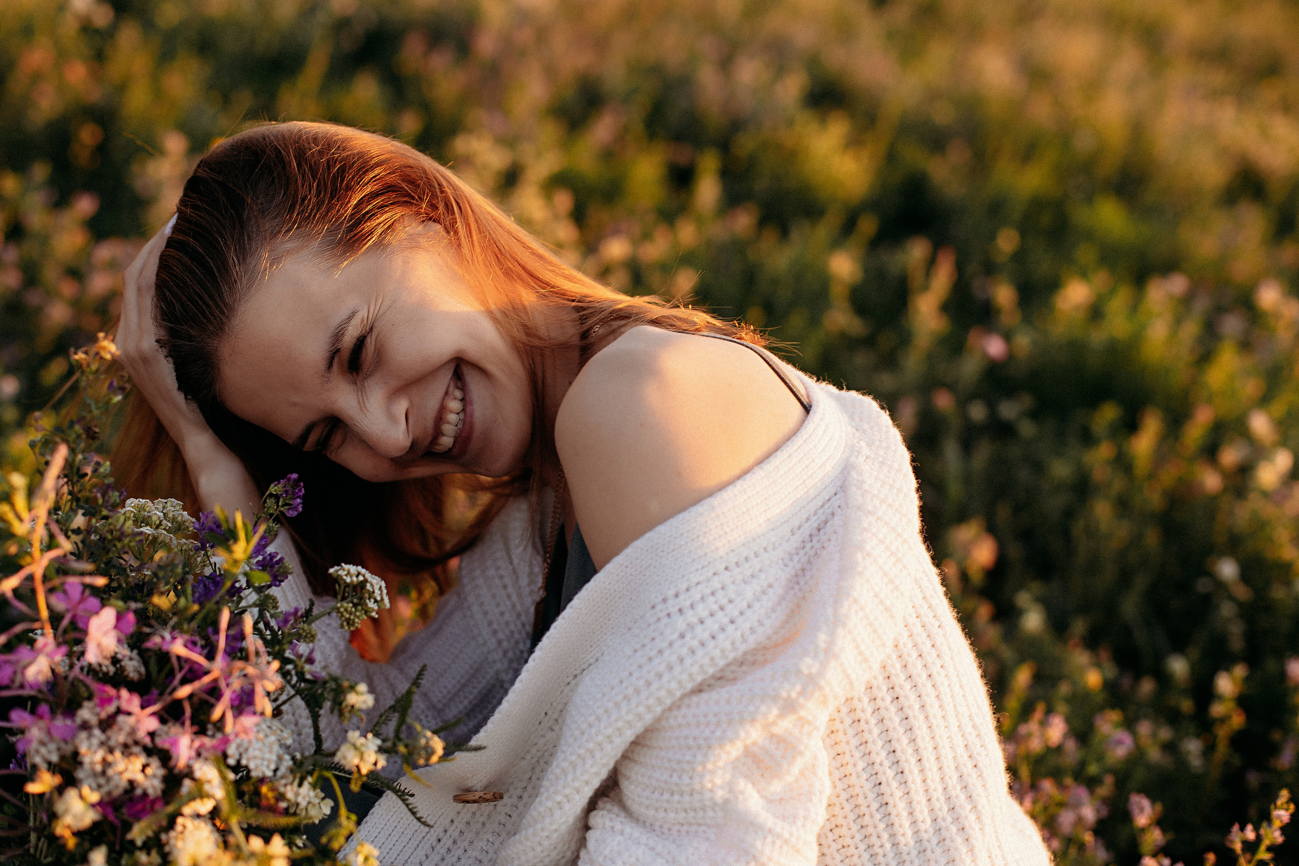 Поле. Семейный фотограф Тюмень, фотограф на роды Салмина Мария