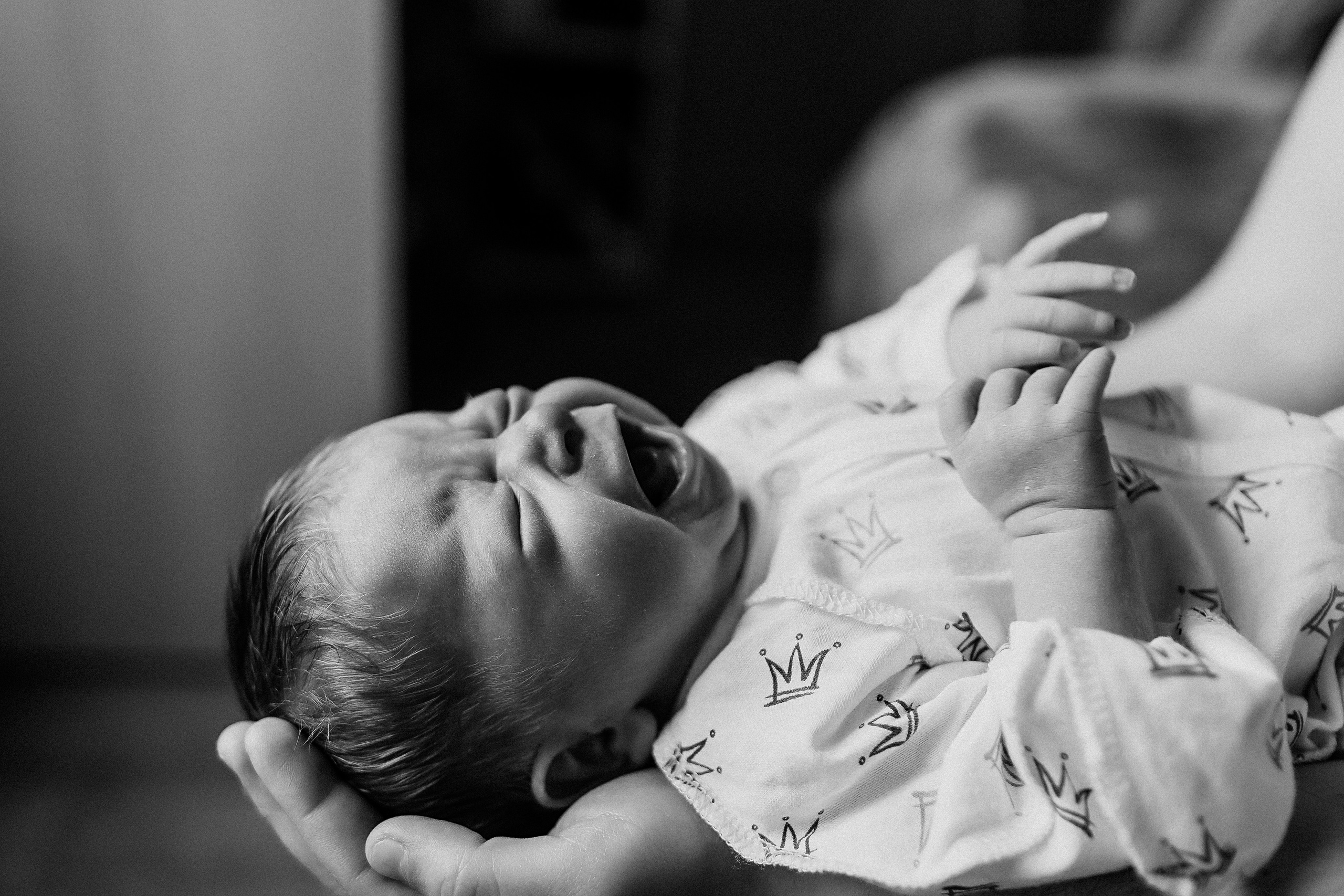 Новорожденный. Семейный фотограф Тюмень, фотограф на роды Салмина Мария