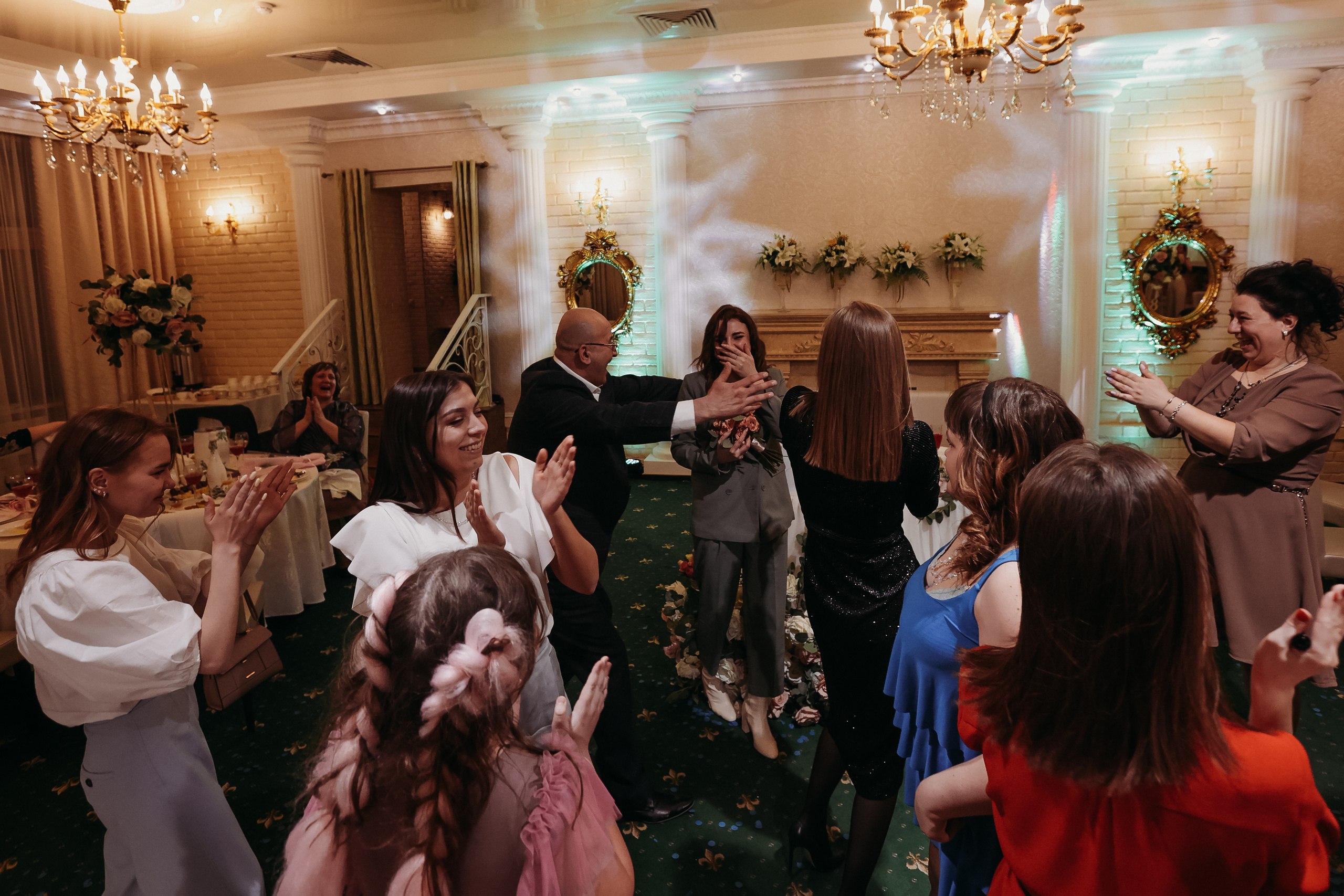 Банкет. Семейный фотограф Тюмень, фотограф на роды Салмина Мария