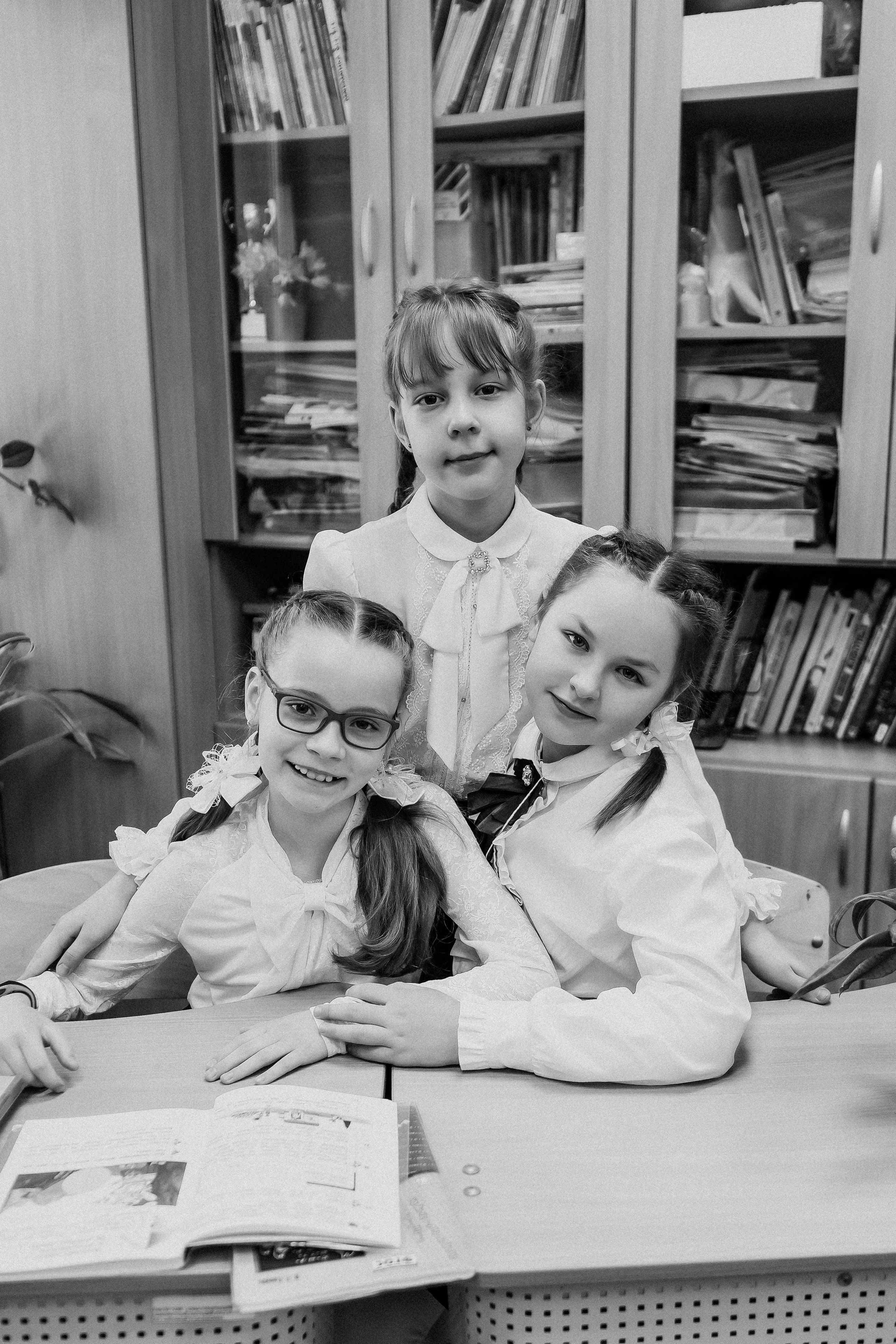 Школа 2 класс. Семейный фотограф Тюмень, фотограф на роды Салмина Мария