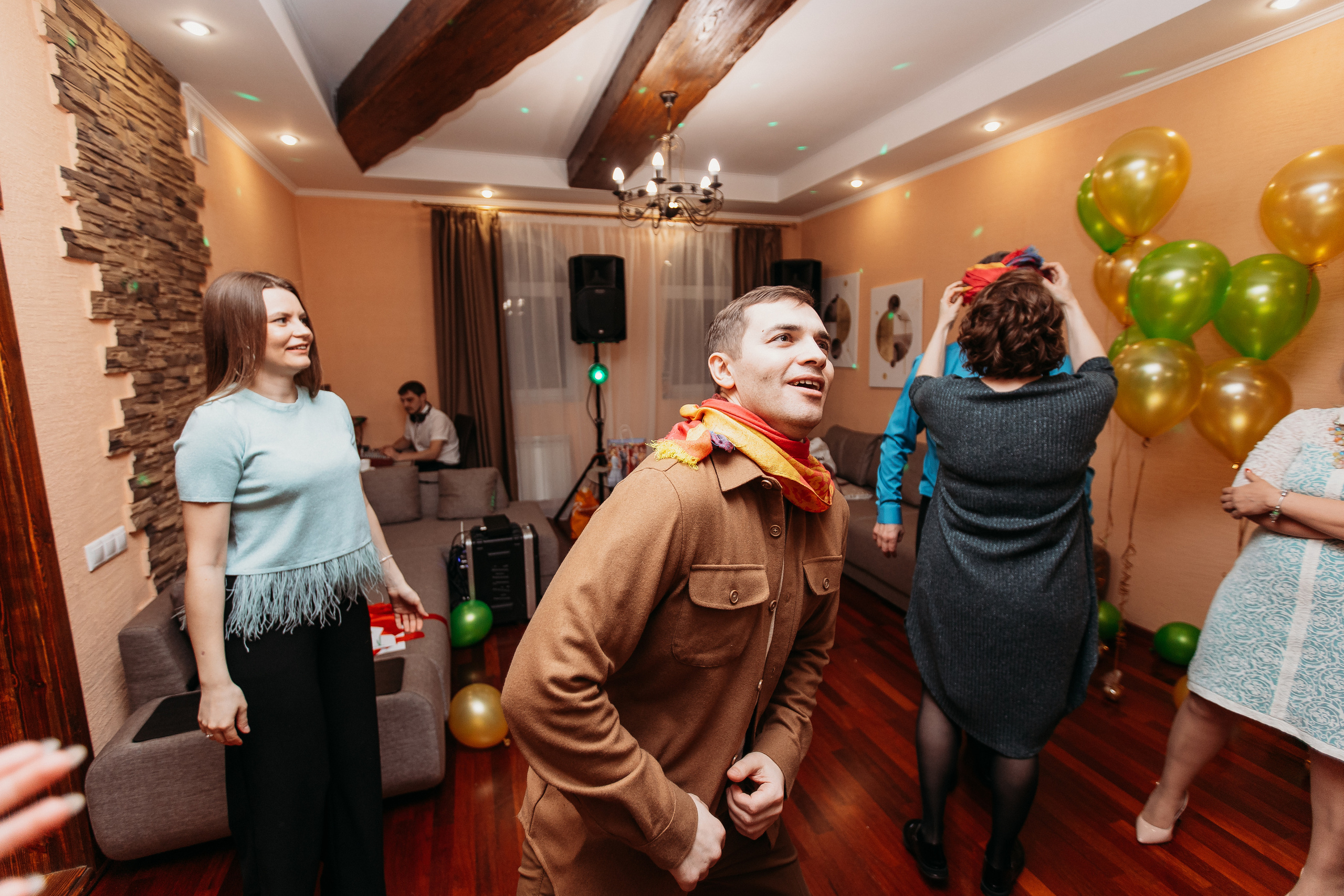 Банкет. Семейный фотограф Тюмень, фотограф на роды Салмина Мария