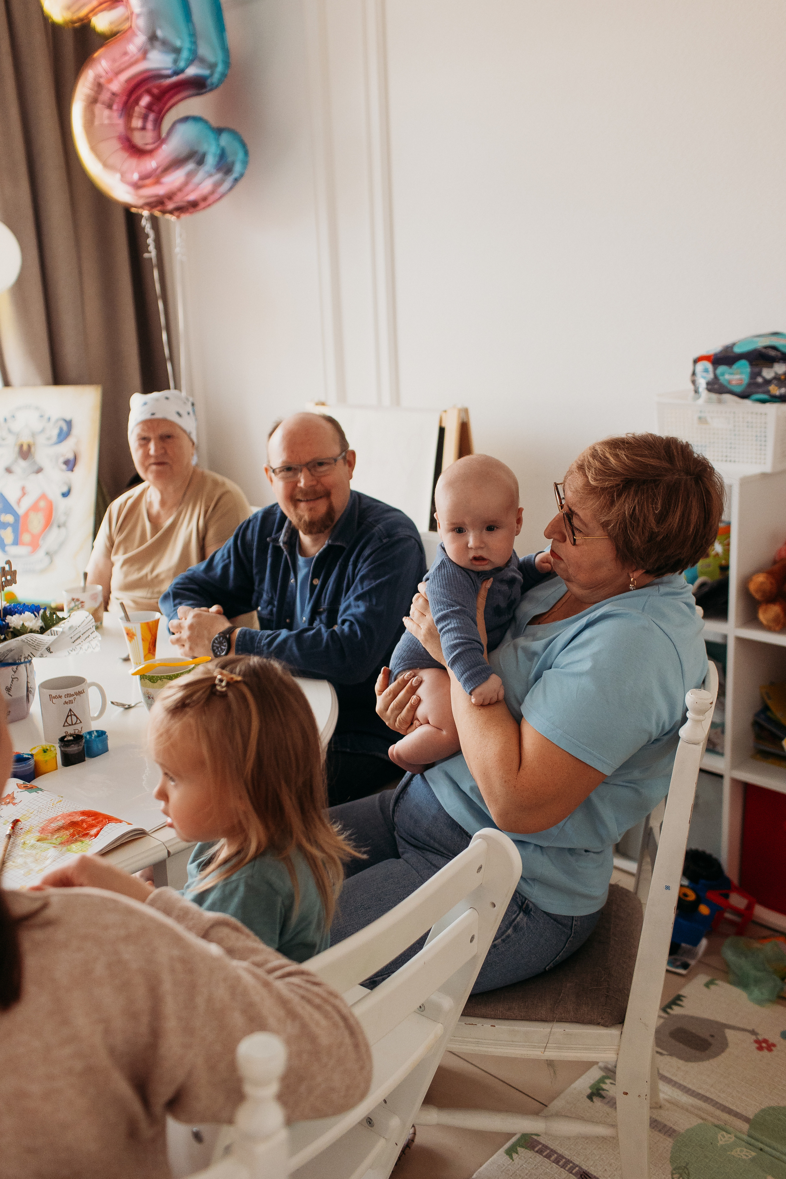 Большая семья. Семейный фотограф Тюмень, фотограф на роды Салмина Мария