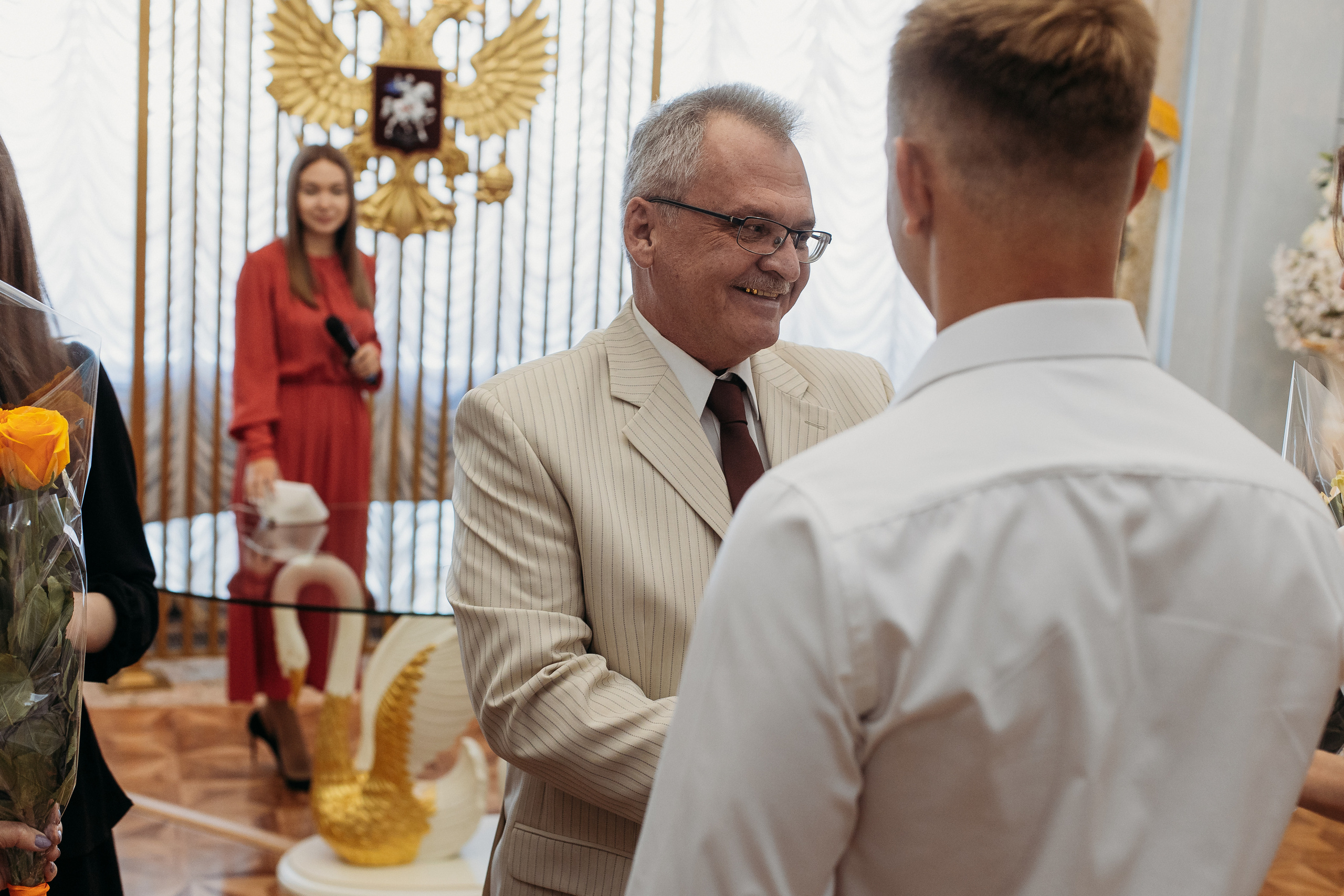 ЗАГС Малыгина. Семейный фотограф Тюмень, фотограф на роды Салмина Мария