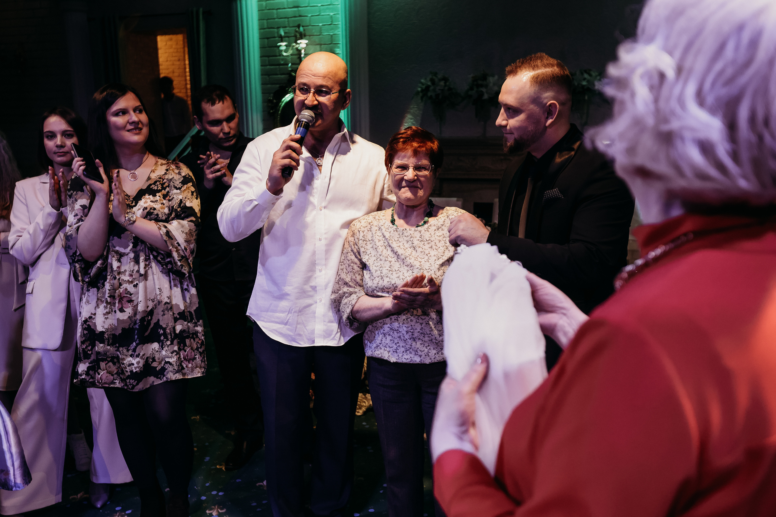 Банкет. Семейный фотограф Тюмень, фотограф на роды Салмина Мария