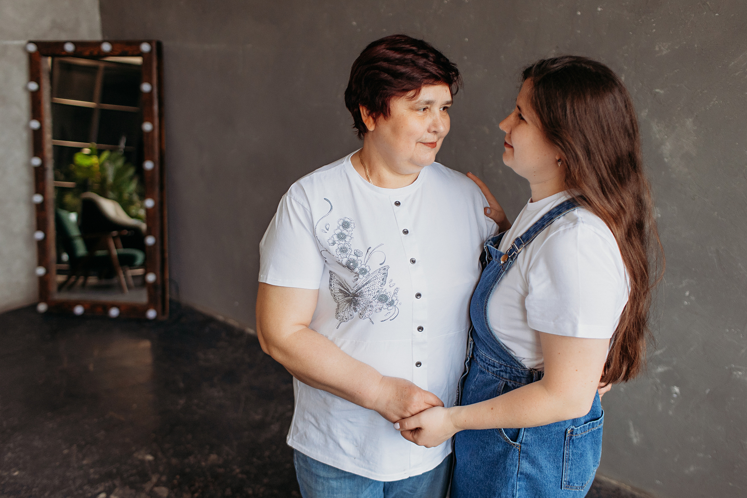 Лофт пространство Наше место. Семейный фотограф Тюмень, фотограф на роды Салмина Мария