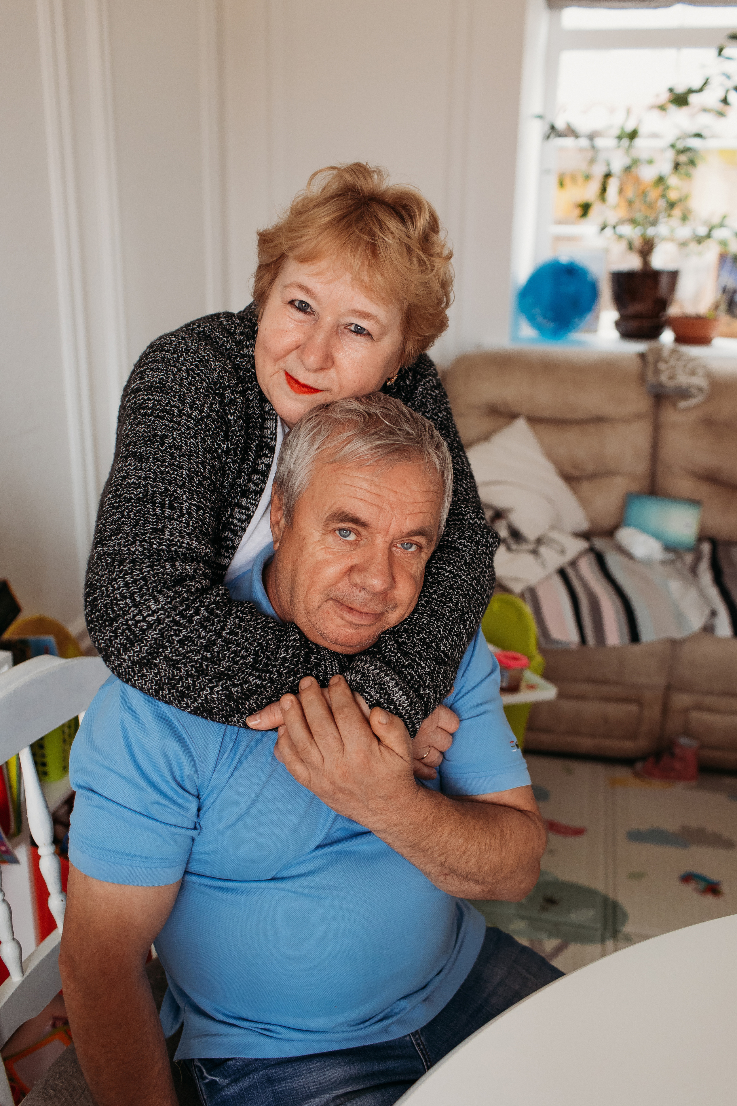 Большая семья. Семейный фотограф Тюмень, фотограф на роды Салмина Мария