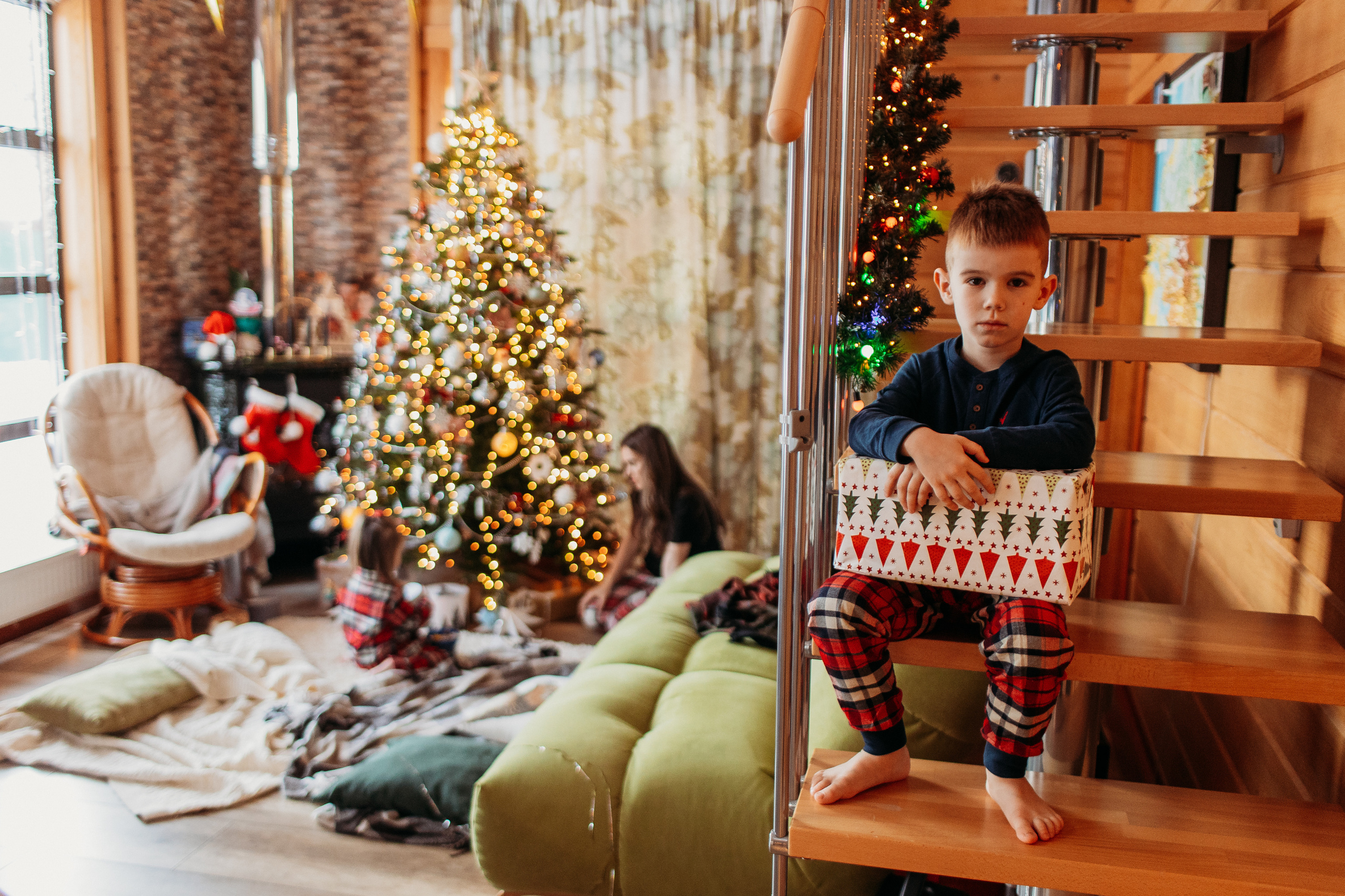 Тёплый новый год. Семейный фотограф Тюмень, фотограф на роды Салмина Мария