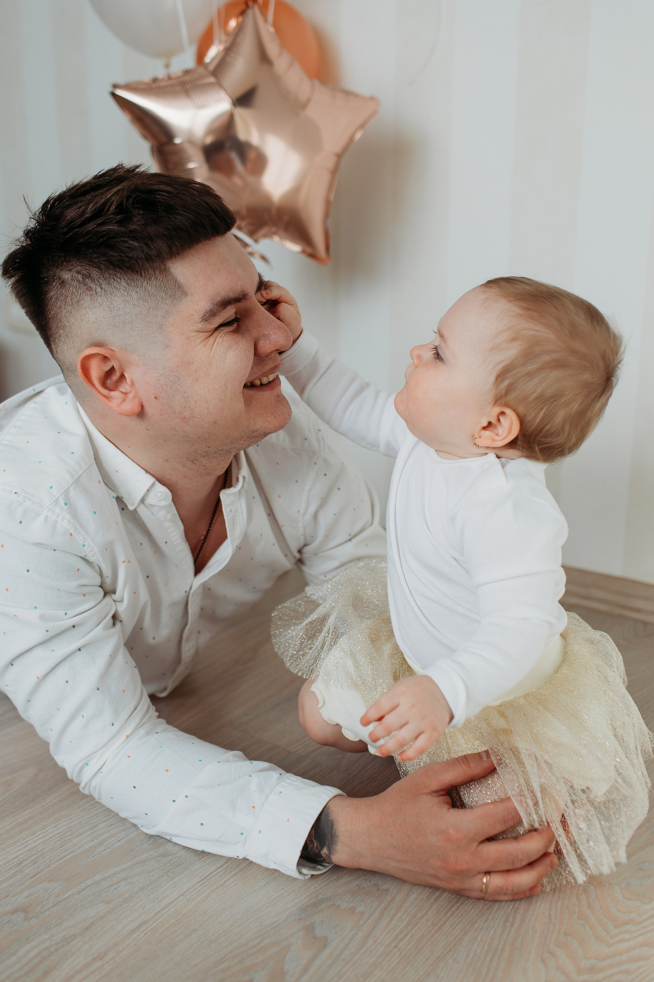 Годик. Семейный фотограф Тюмень, фотограф на роды Салмина Мария