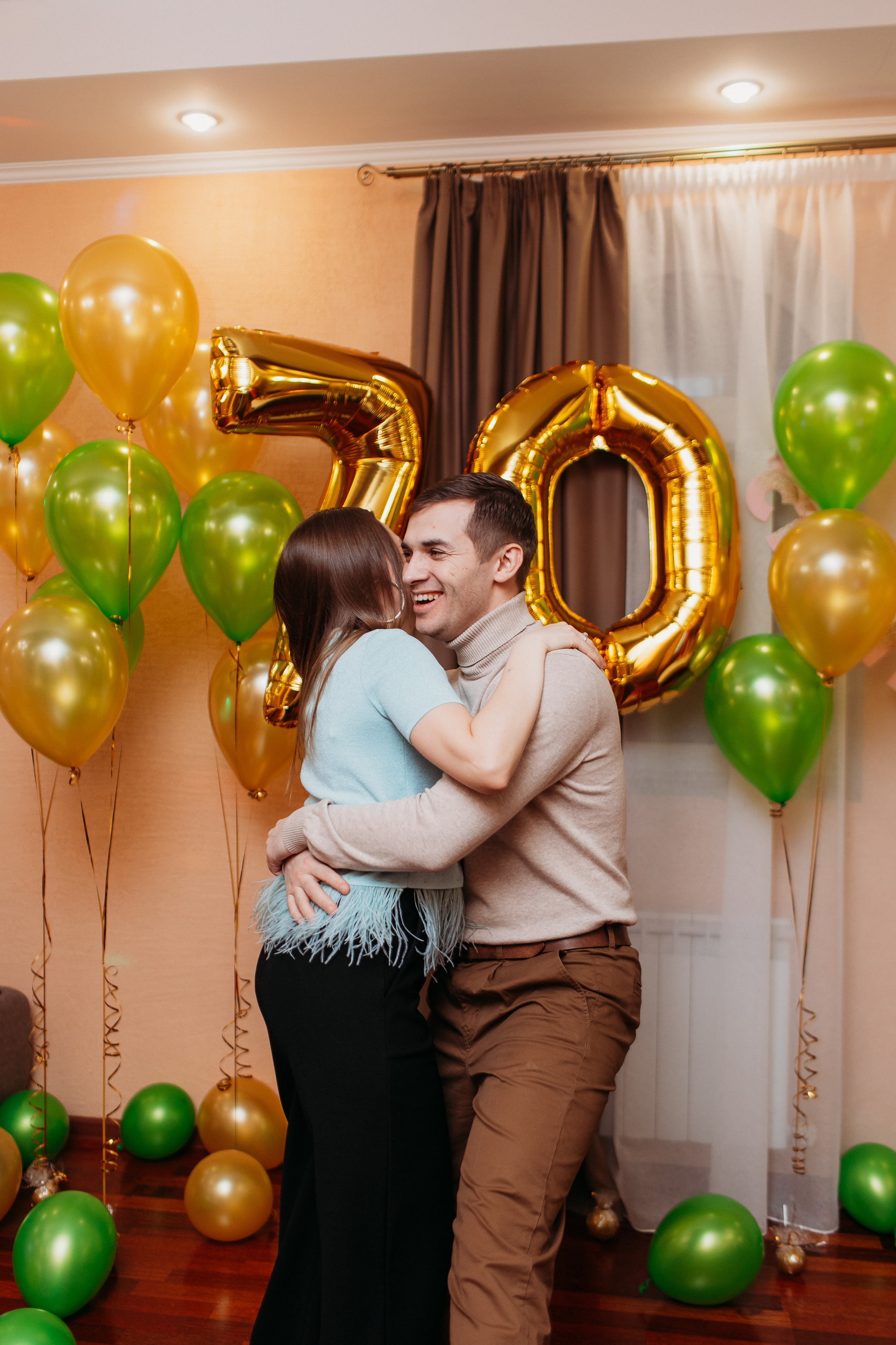 Банкет. Семейный фотограф Тюмень, фотограф на роды Салмина Мария