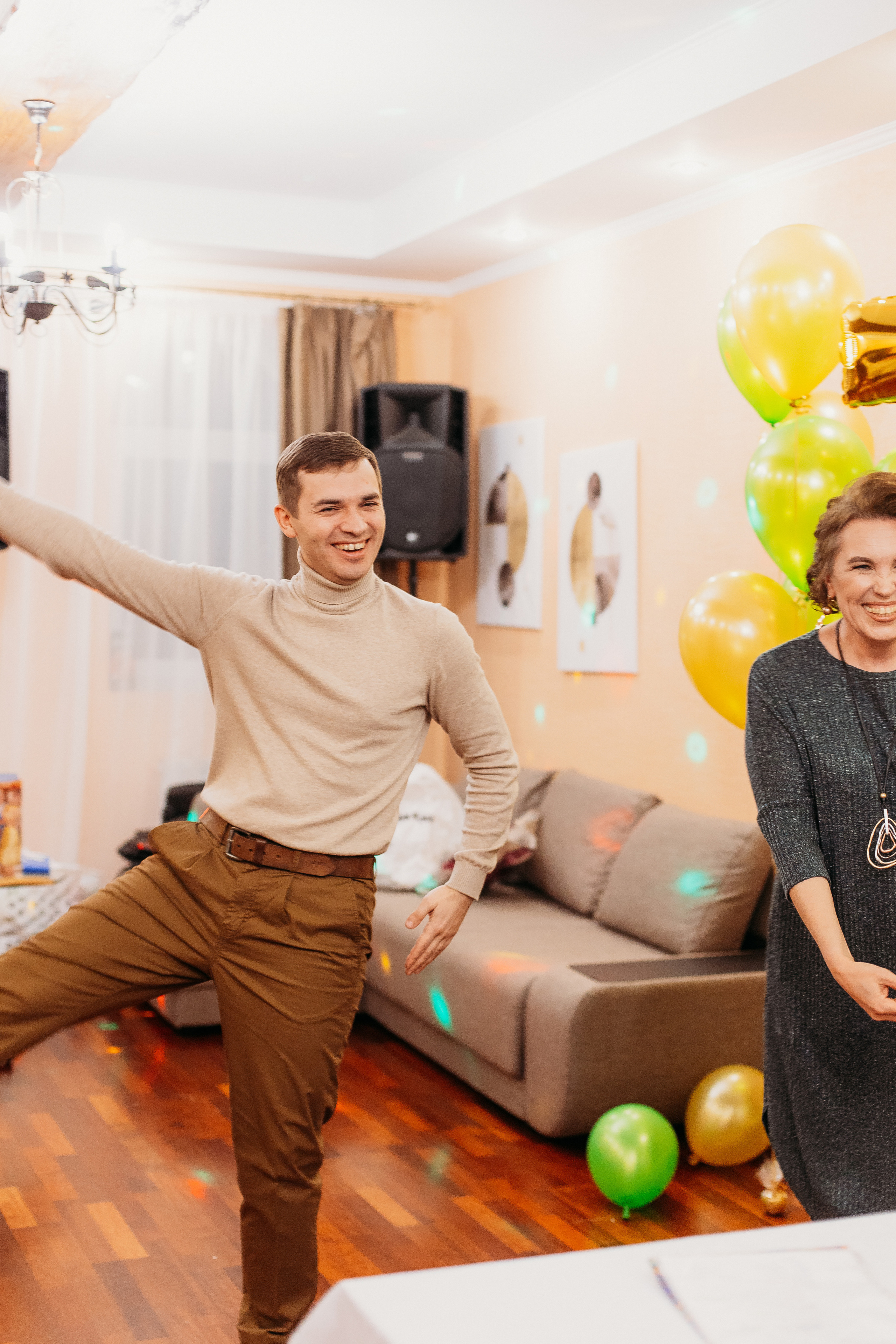 Банкет. Семейный фотограф Тюмень, фотограф на роды Салмина Мария