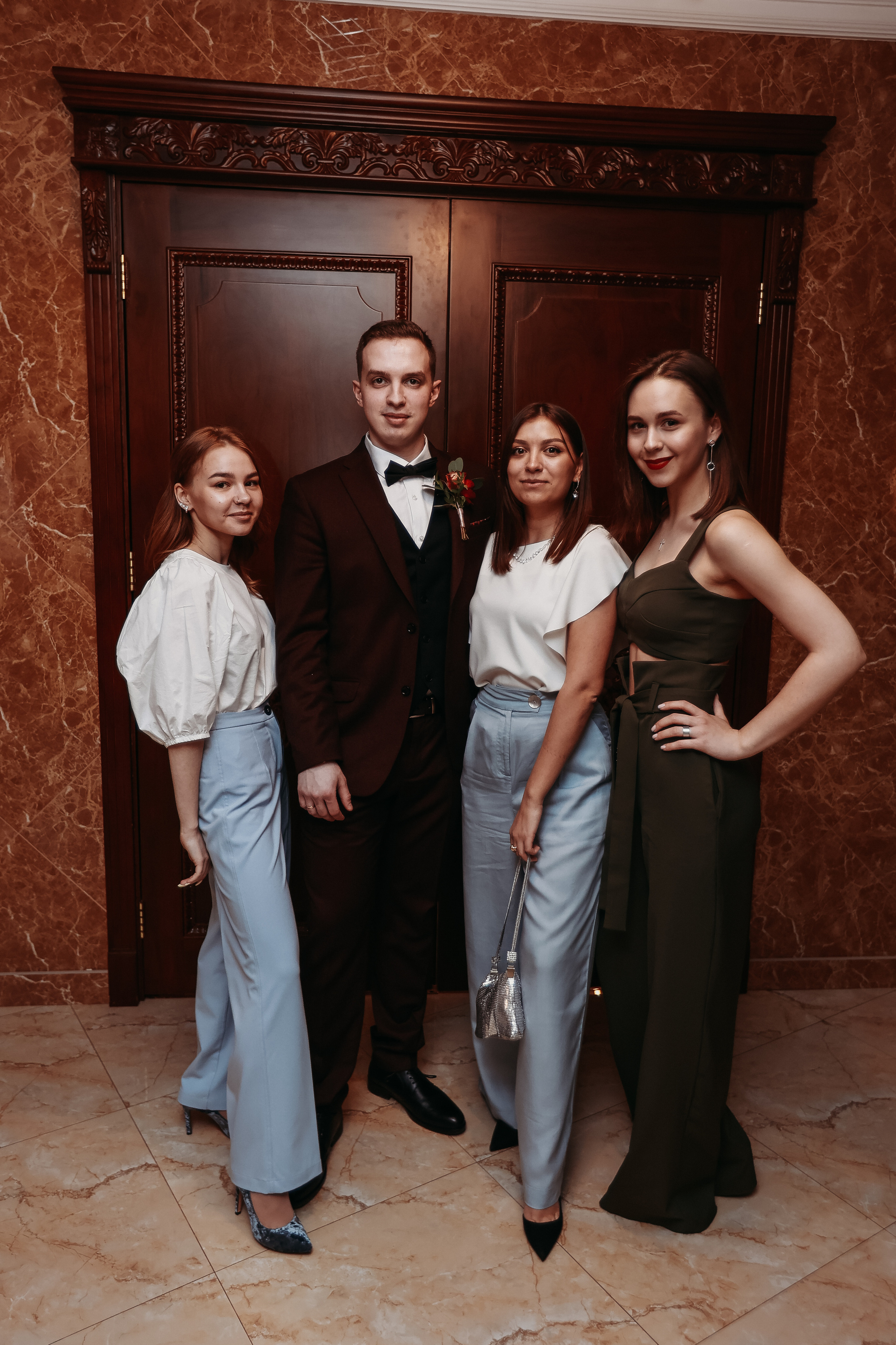 Банкет. Семейный фотограф Тюмень, фотограф на роды Салмина Мария