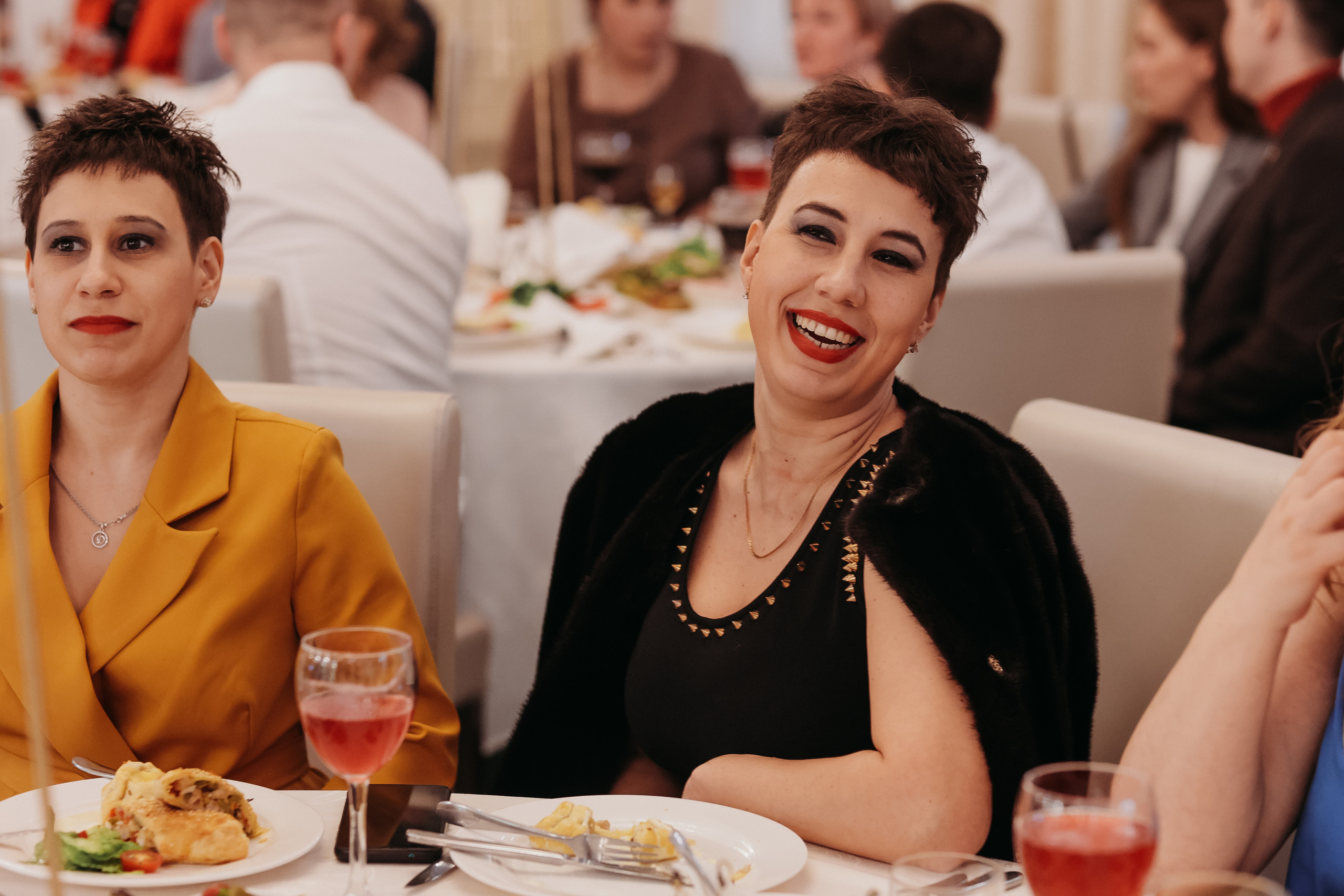 Банкет. Семейный фотограф Тюмень, фотограф на роды Салмина Мария