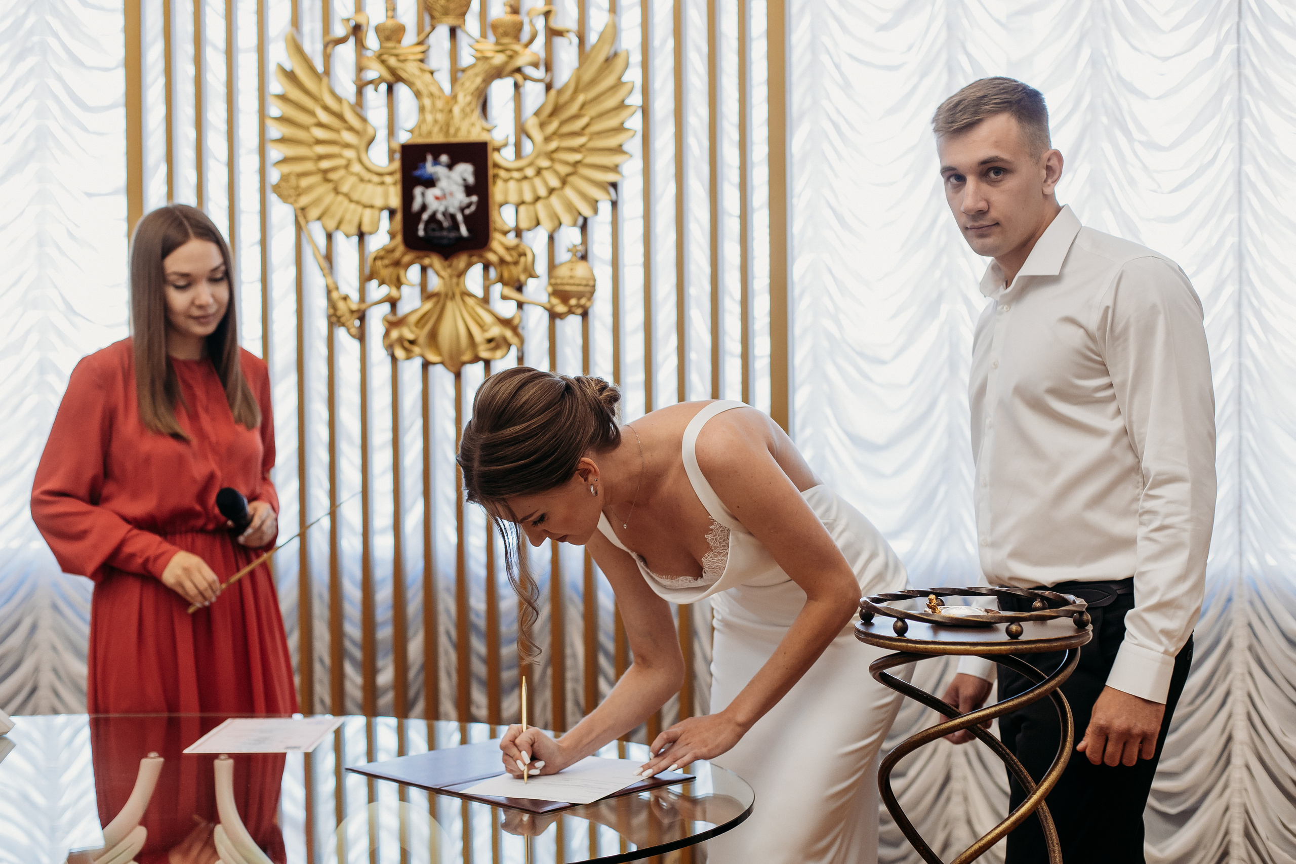 ЗАГС Малыгина. Семейный фотограф Тюмень, фотограф на роды Салмина Мария