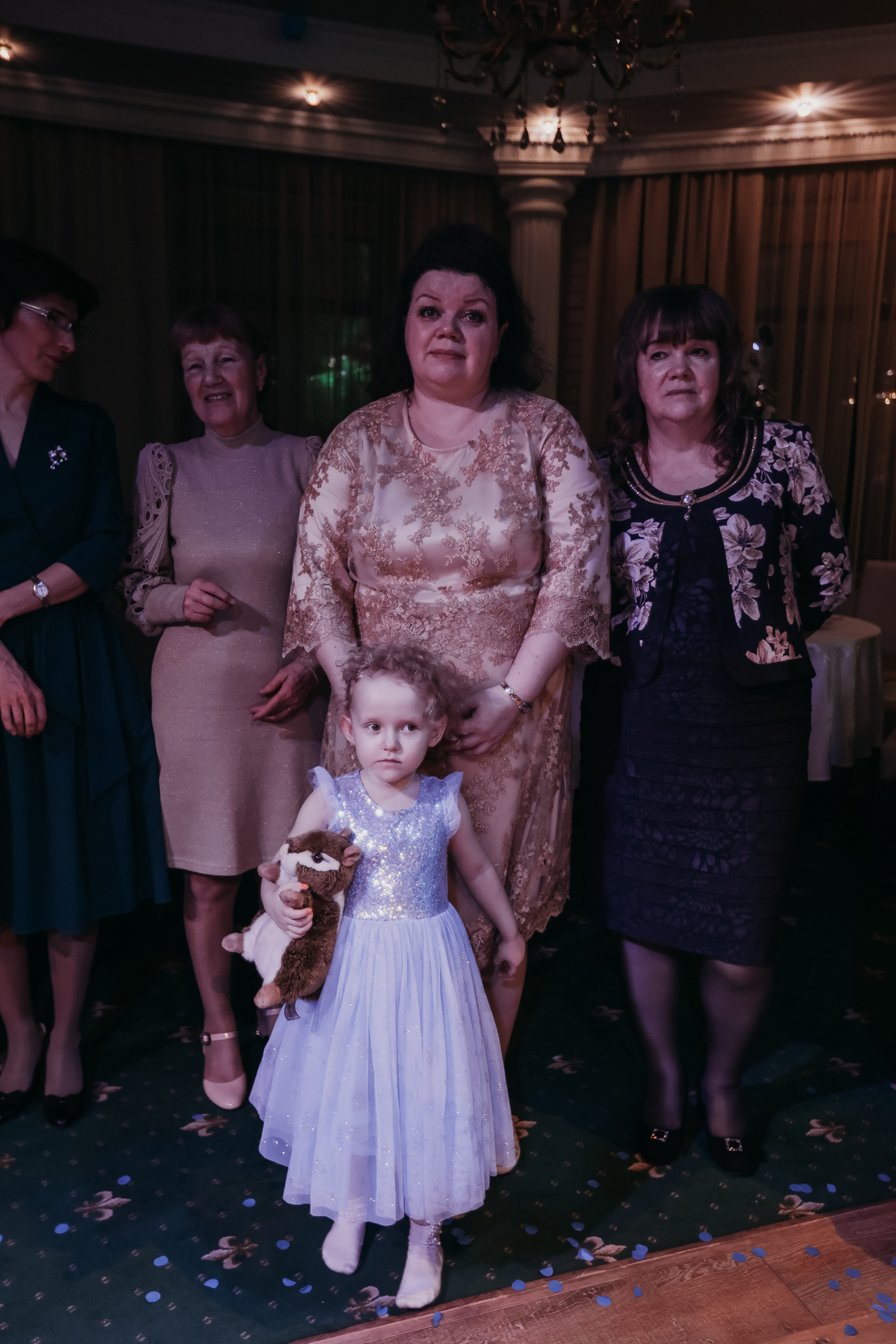 Банкет. Семейный фотограф Тюмень, фотограф на роды Салмина Мария