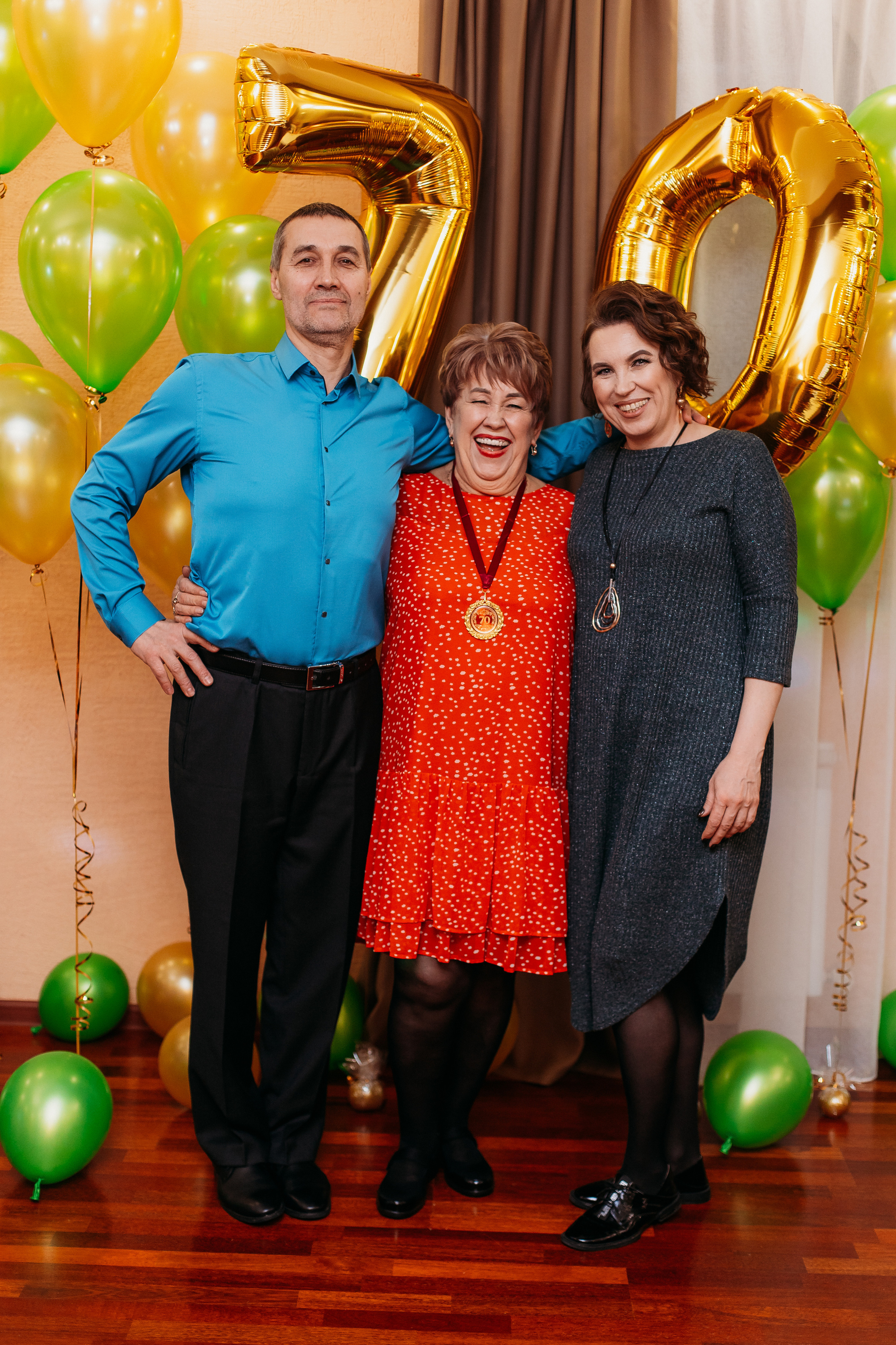 Банкет. Семейный фотограф Тюмень, фотограф на роды Салмина Мария