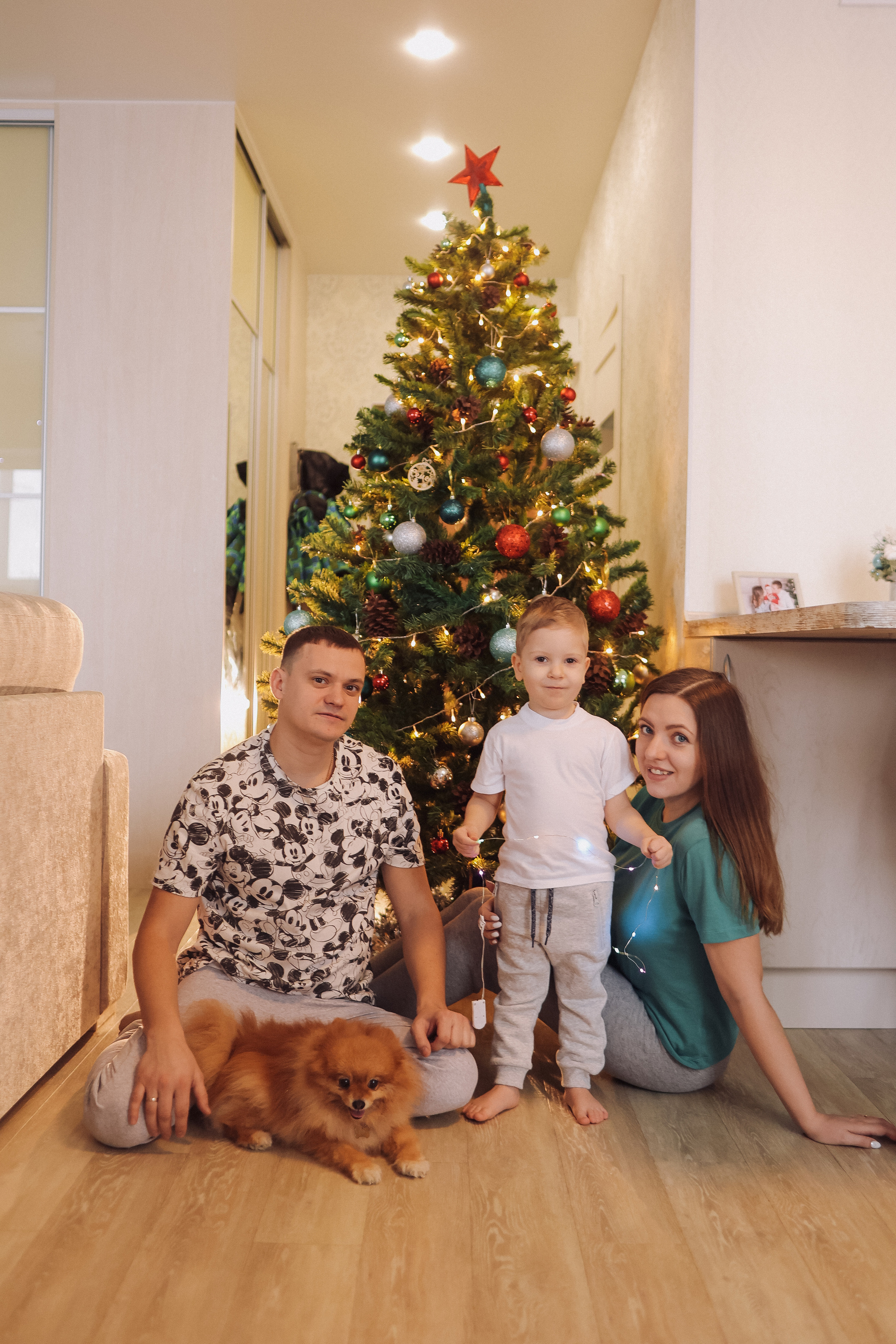 Новогодняя. Семейный фотограф Тюмень, фотограф на роды Салмина Мария