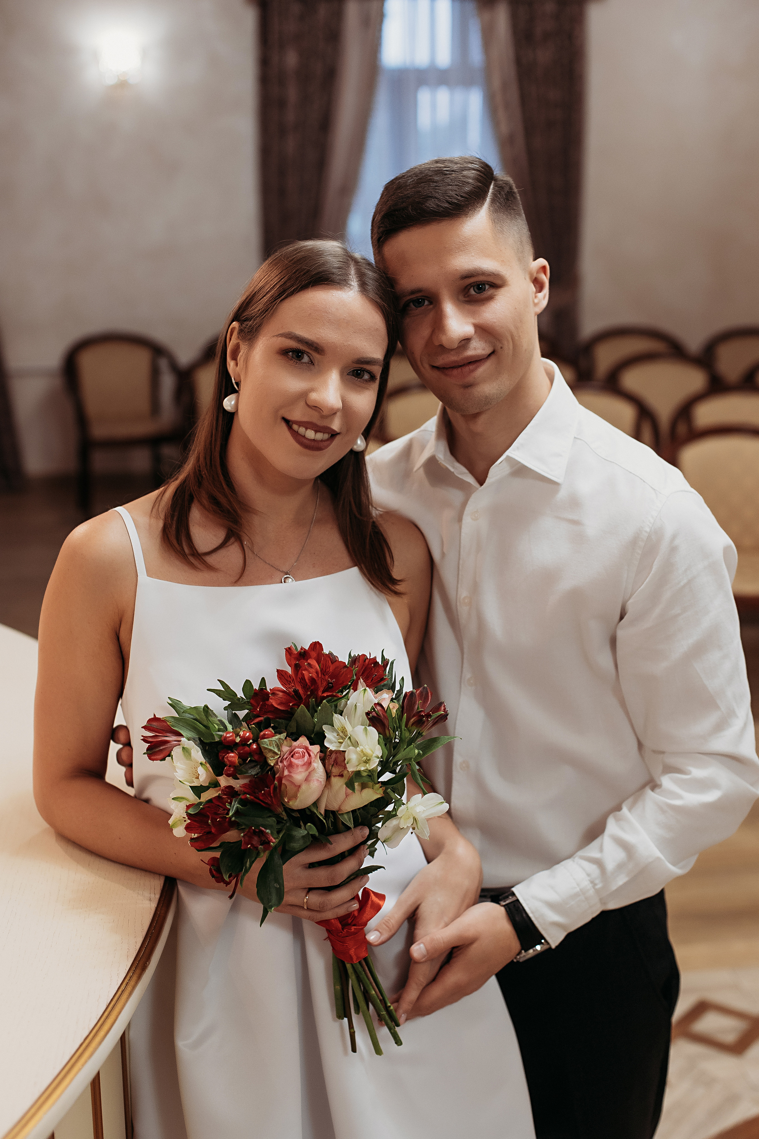 ЗАГС на Кирова. Семейный фотограф Тюмень, фотограф на роды Салмина Мария