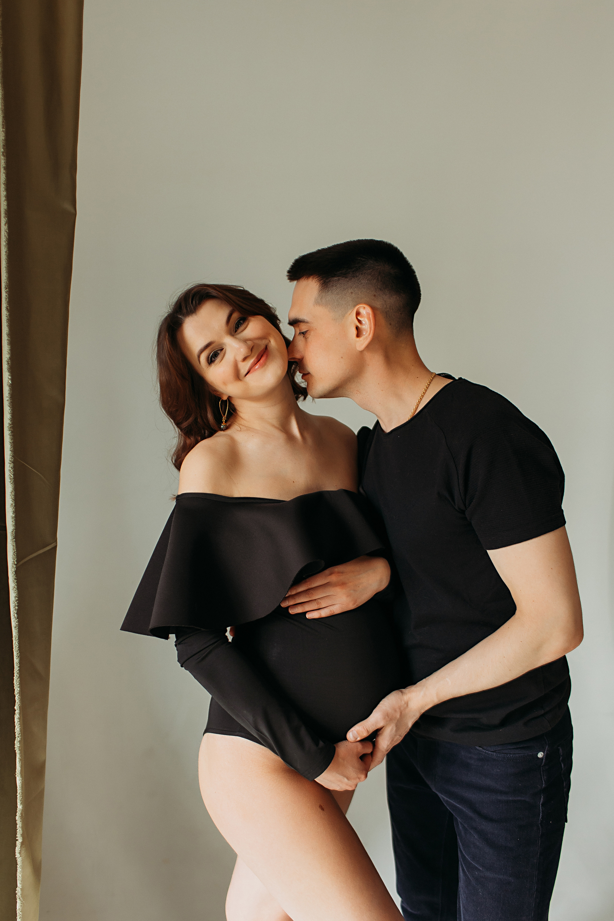 Фататум, малый зал. Семейный фотограф Тюмень, фотограф на роды Салмина Мария