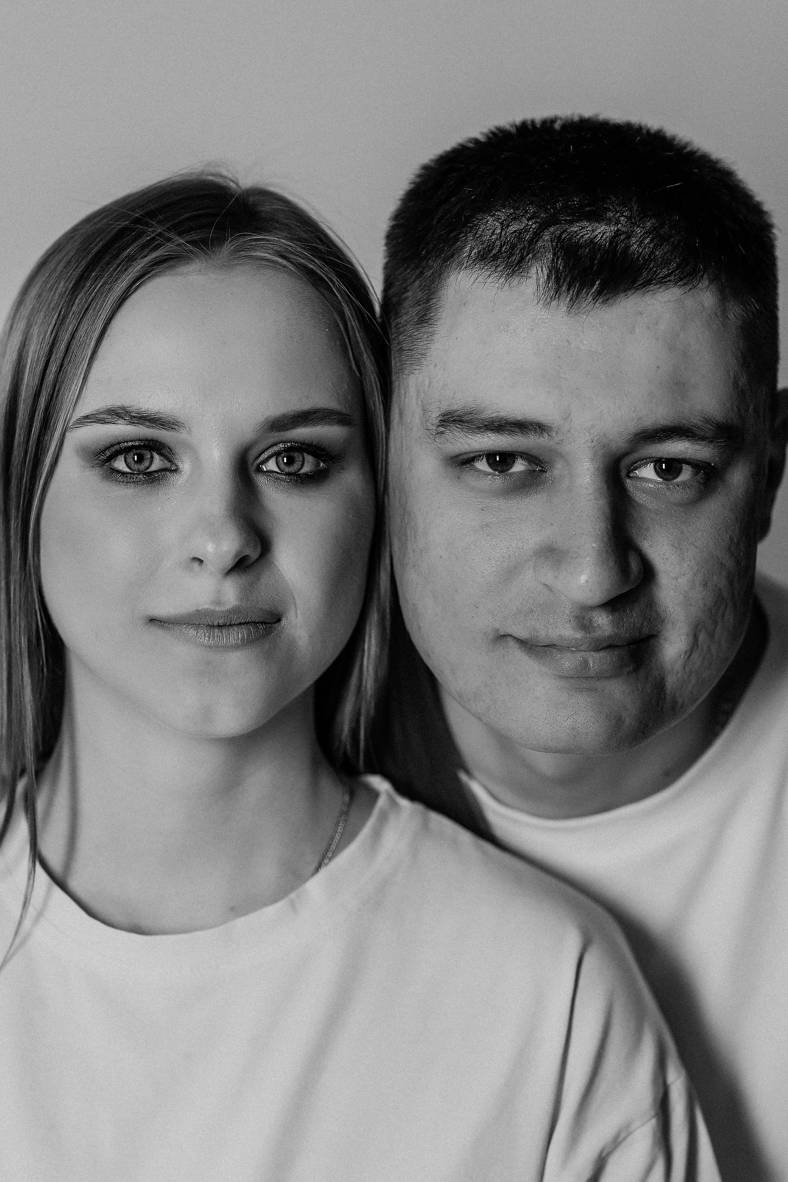 На фотофонах. Семейный фотограф Тюмень, фотограф на роды Салмина Мария