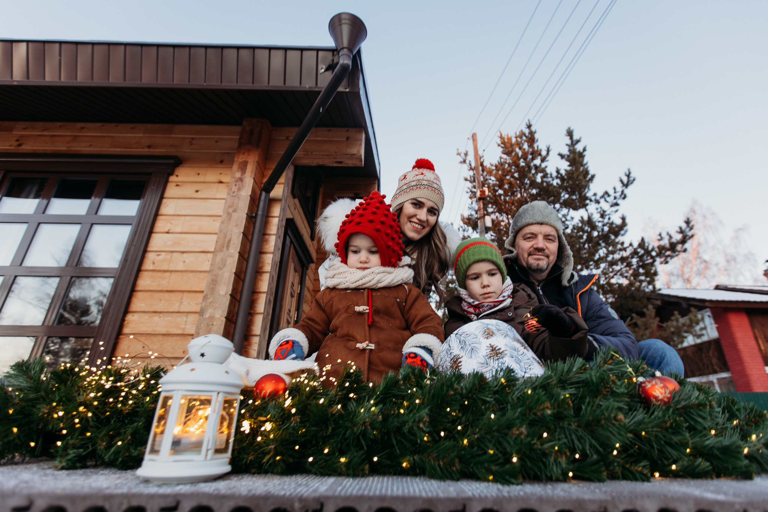 Тёплый новый год. Семейный фотограф Тюмень, фотограф на роды Салмина Мария