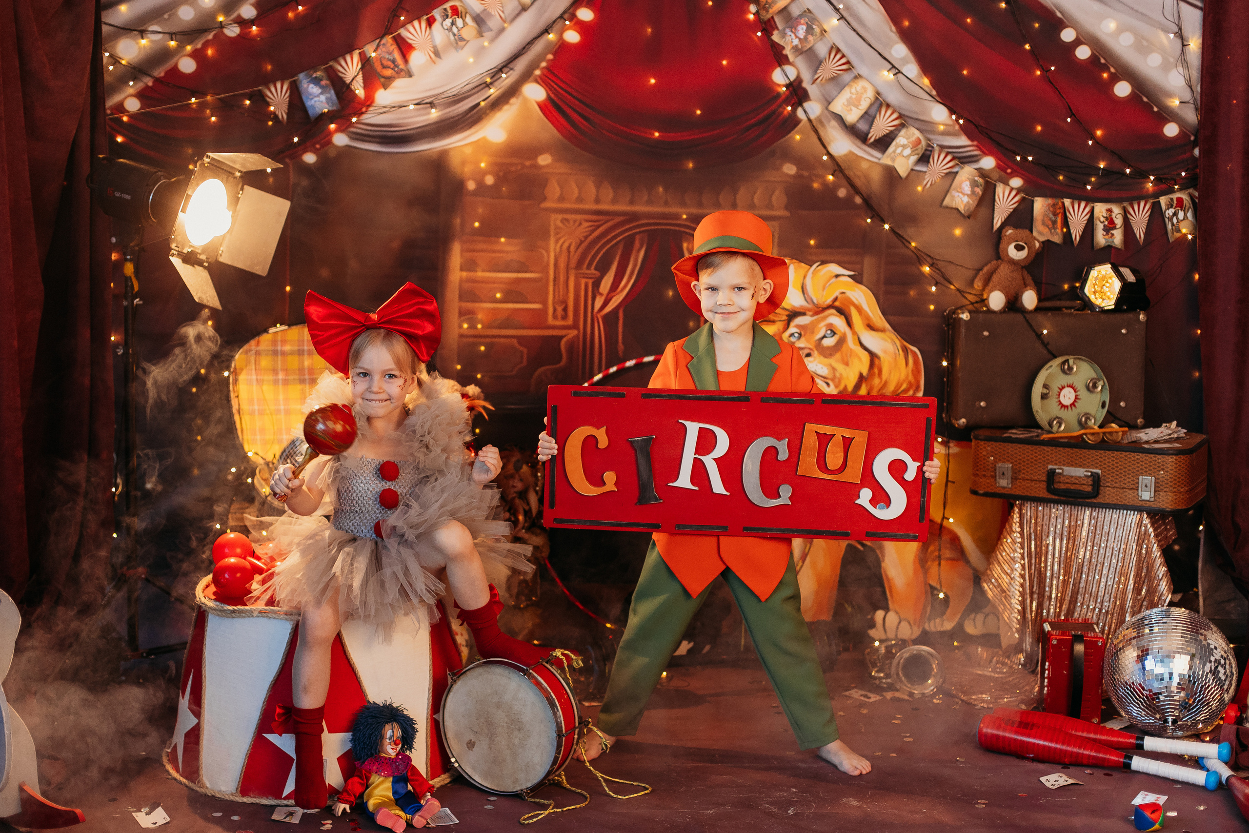 Цирк. Семейный фотограф Тюмень, фотограф на роды Салмина Мария