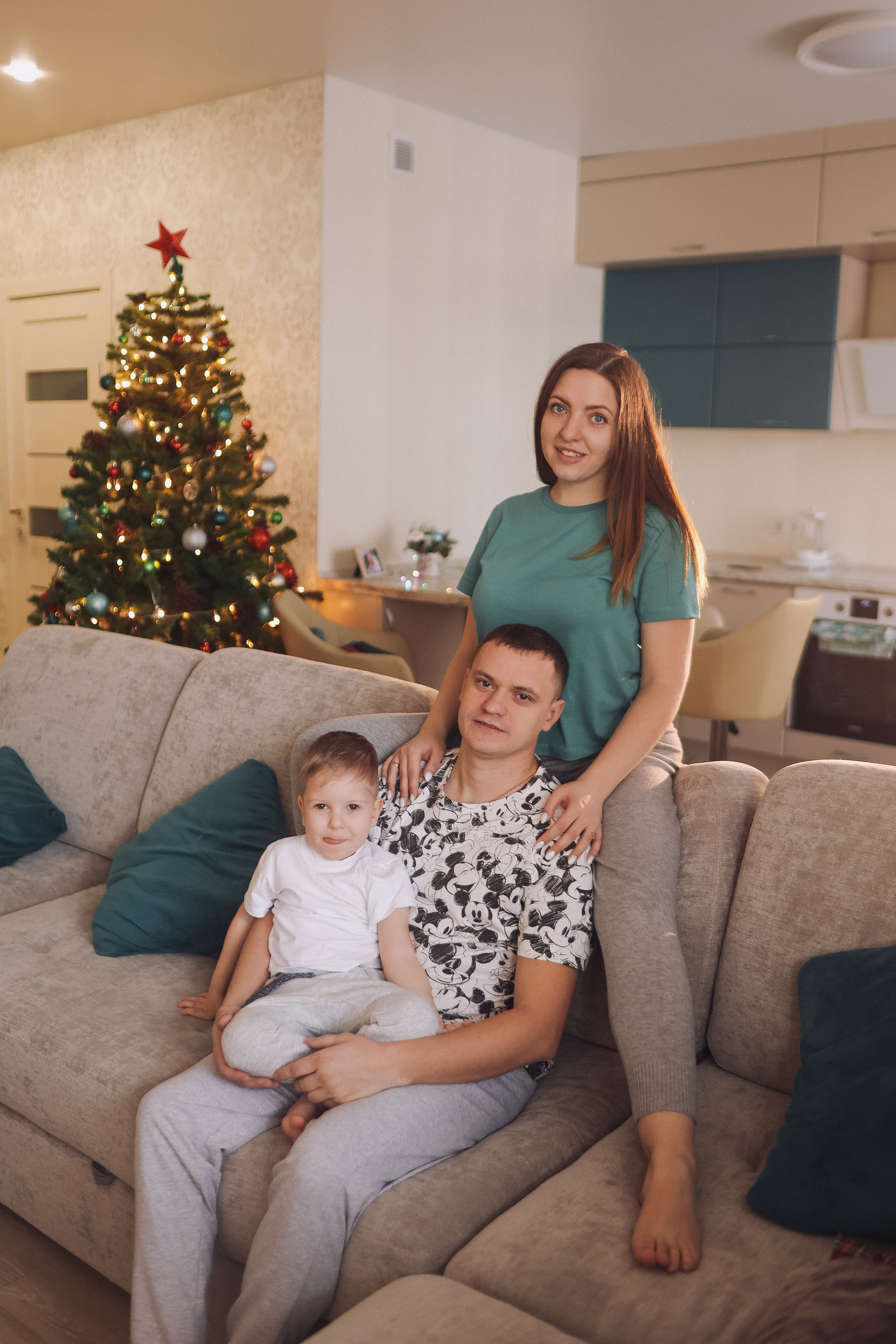 Новогодняя. Семейный фотограф Тюмень, фотограф на роды Салмина Мария