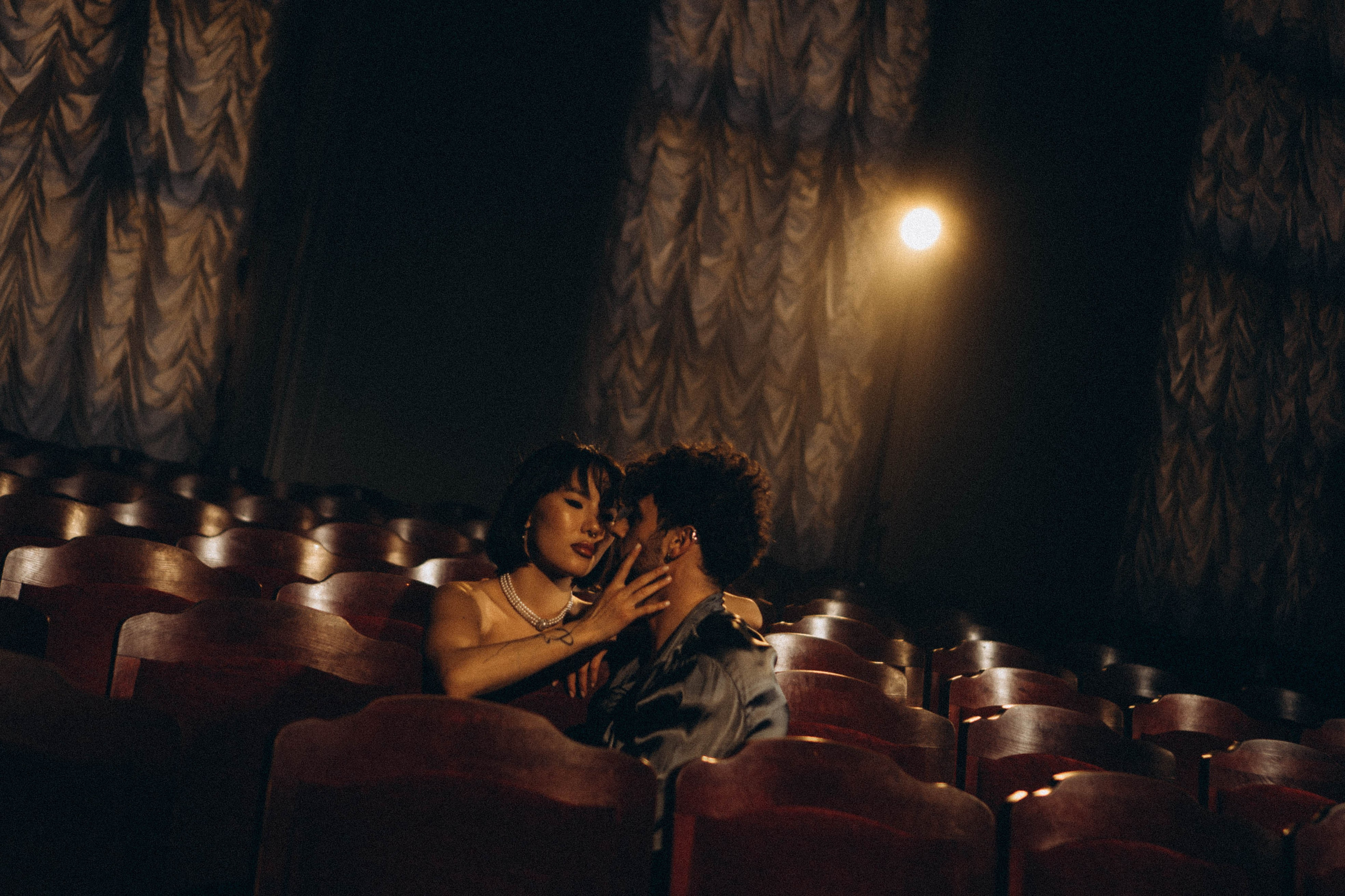 СВАБЕДНАЯ ФОТСЕССИИЯ В ОДНОМ ИЗ ЗАЛОВ НИКОЛАЕВСКОГО ДВОРЦА. Профессиональный фотограф, Санкт-Петербург — Виктория Богомолова