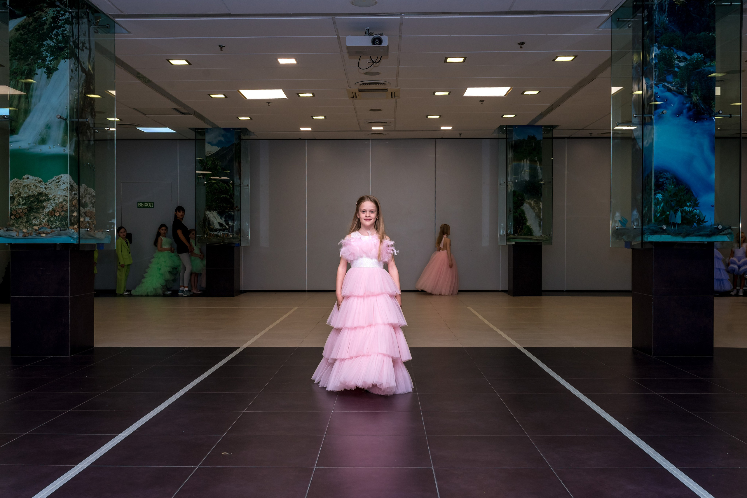 Репетиция показа мод в Москве 2022 г. Женский фотограф Крещение Венчание Москва Брянск