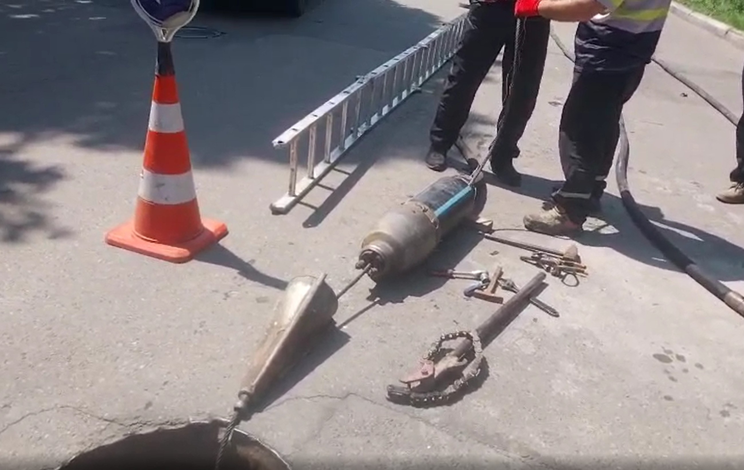 Фото. КОМБЕСТ — бестраншейные технологии